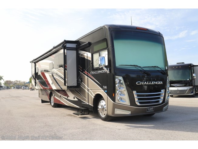 2022 Thor Motor Coach Challenger 35MQ - Used Class A For Sale by North Trail RV Center in Fort Myers, Florida