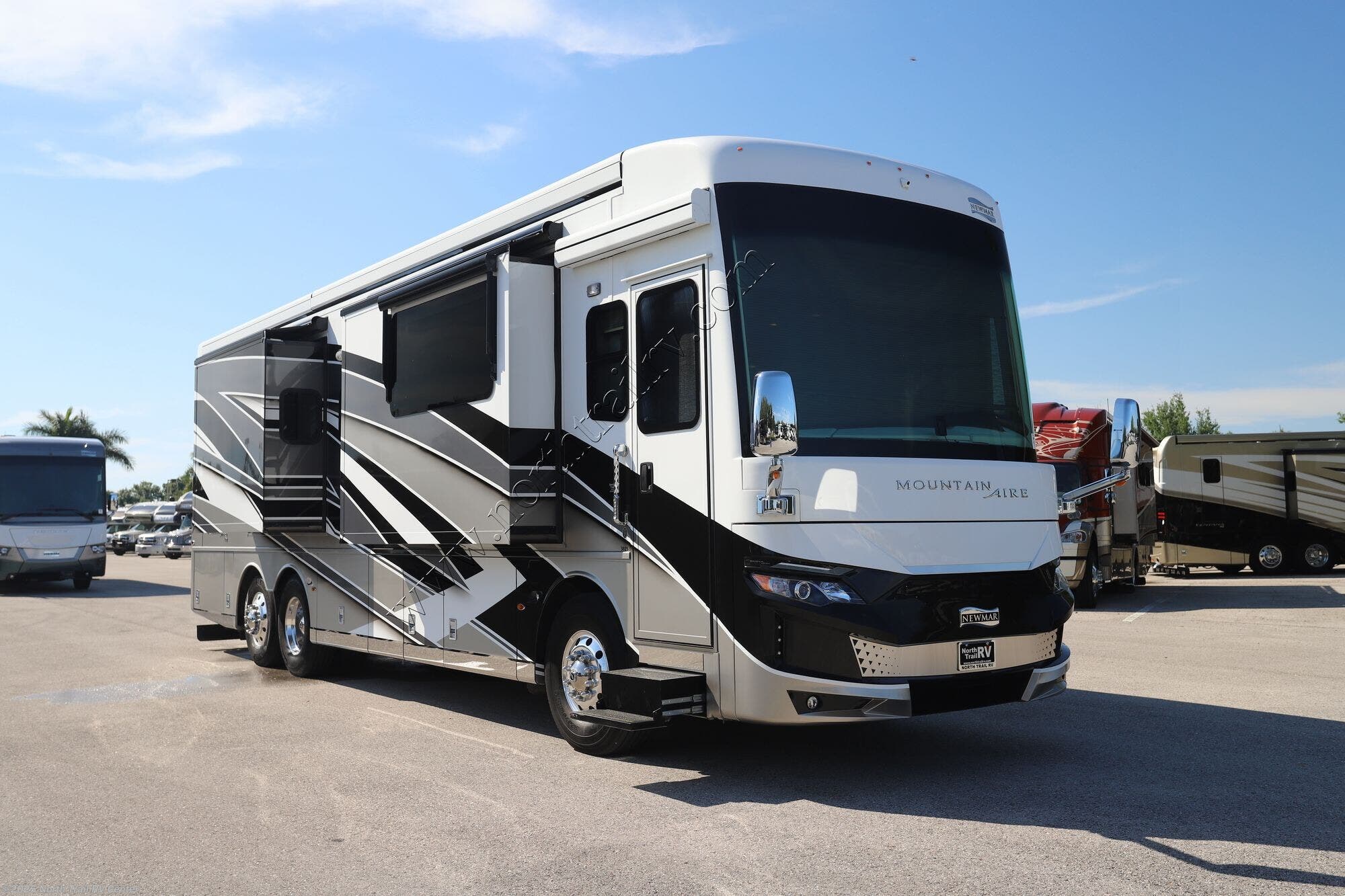 2024 Newmar Mountain Aire 3825 RV for Sale in Fort Myers, FL 33905 ...