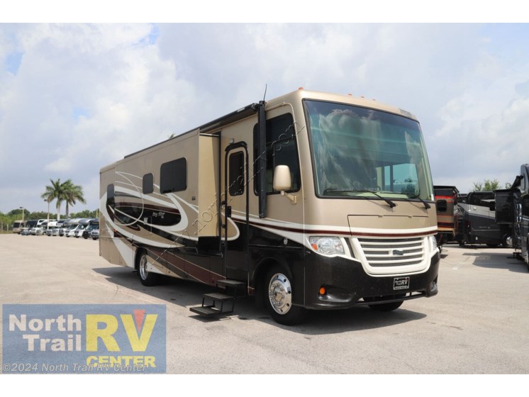Used 2017 Newmar Bay Star 3518 available in Fort Myers, Florida