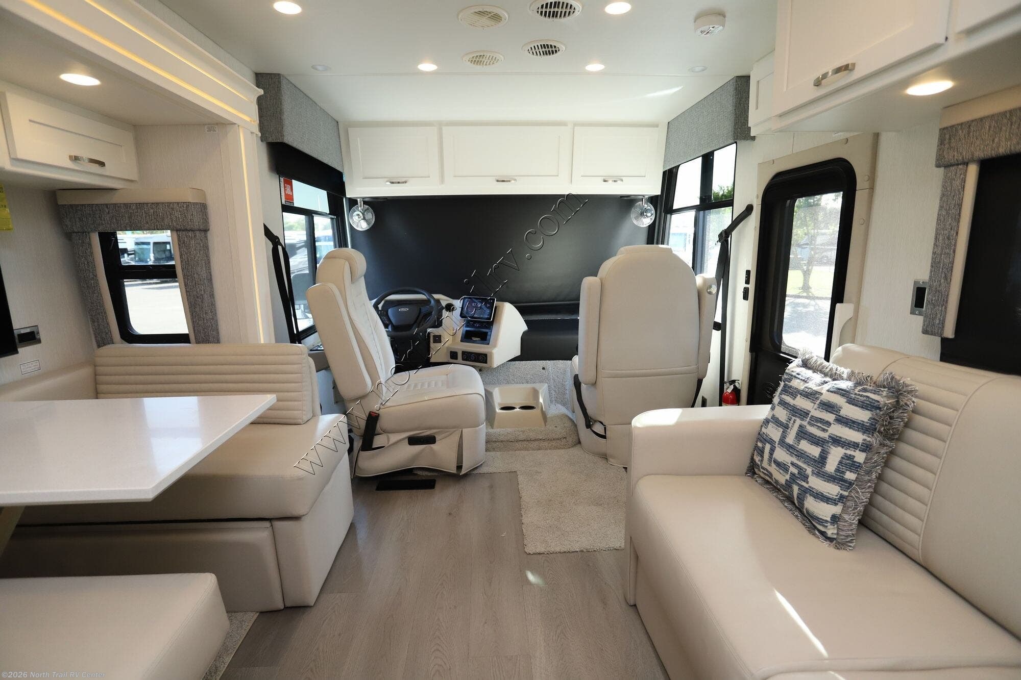 2025 Bay Star Sport 3016 by Newmar from North Trail RV Center in Fort Myers, Florida