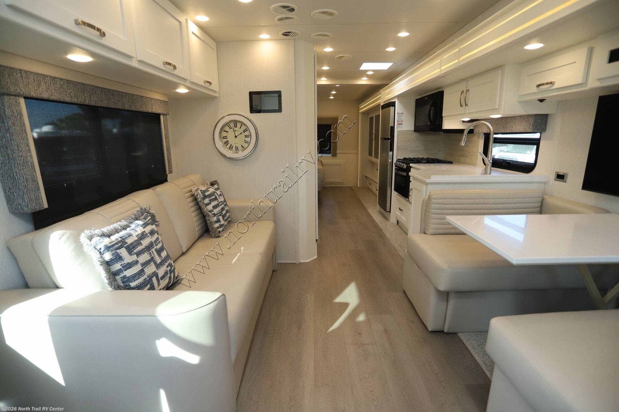 2025 Newmar Bay Star Sport 3016 - New Class A For Sale by North Trail RV Center in Fort Myers, Florida
