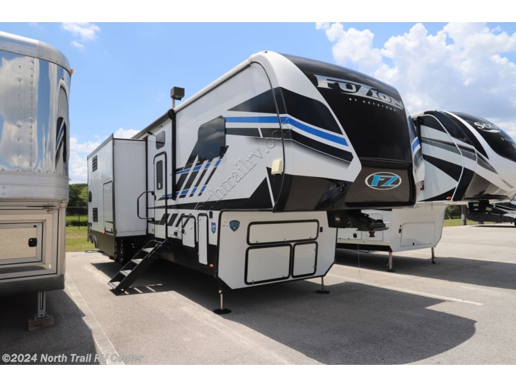 Used 2022 Keystone Fuzion 428 available in Fort Myers, Florida