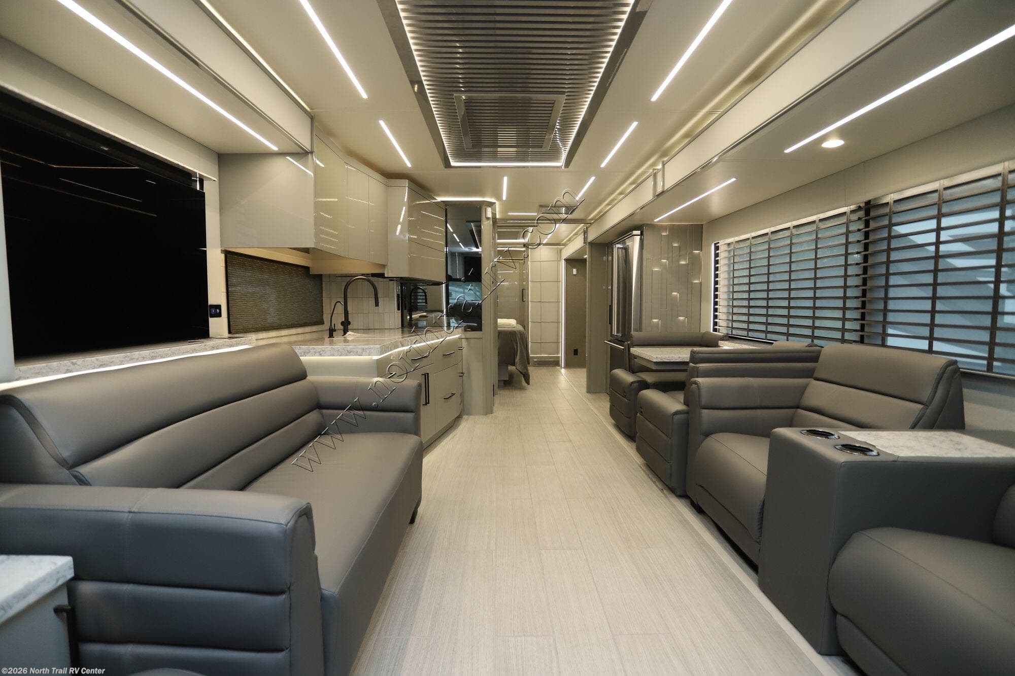 2026 King Aire 4531 by Newmar from North Trail RV Center in Fort Myers, Florida