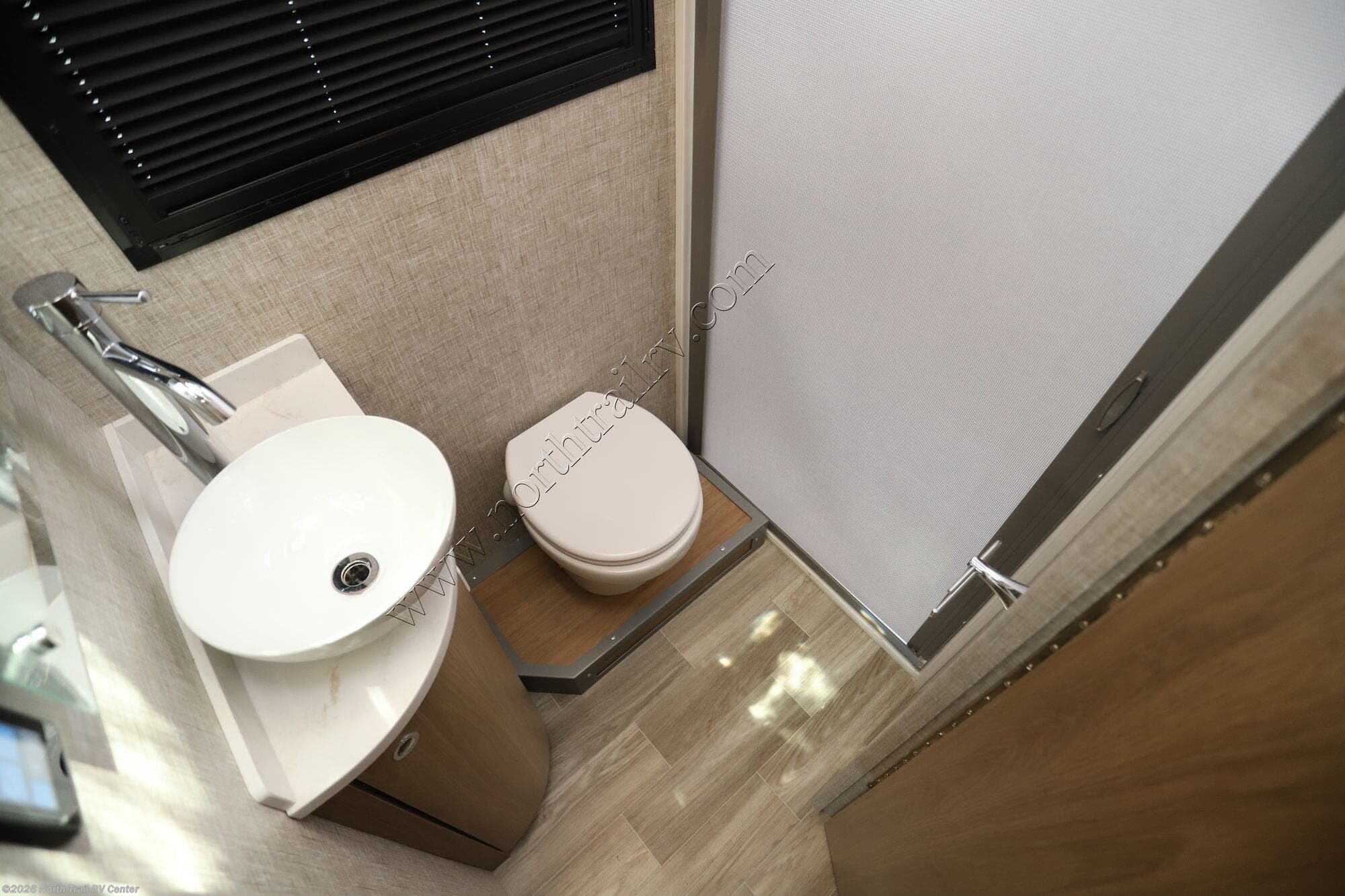 New 2026 Tiffin Wayfarer 25XPW available in Fort Myers, Florida