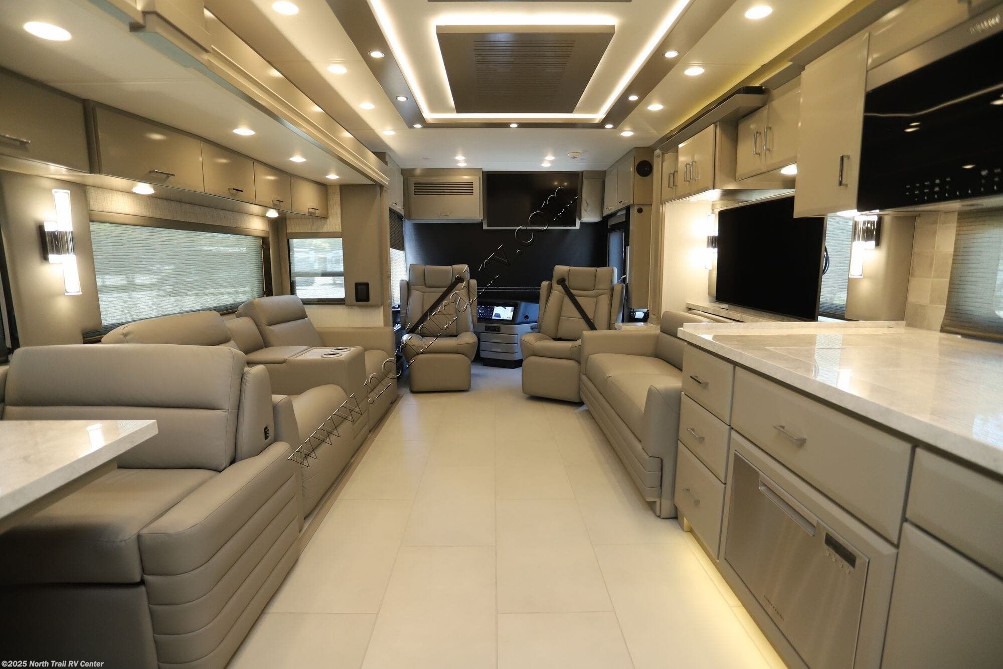 New 2026 Newmar Mountain Aire 4551 available in Fort Myers, Florida