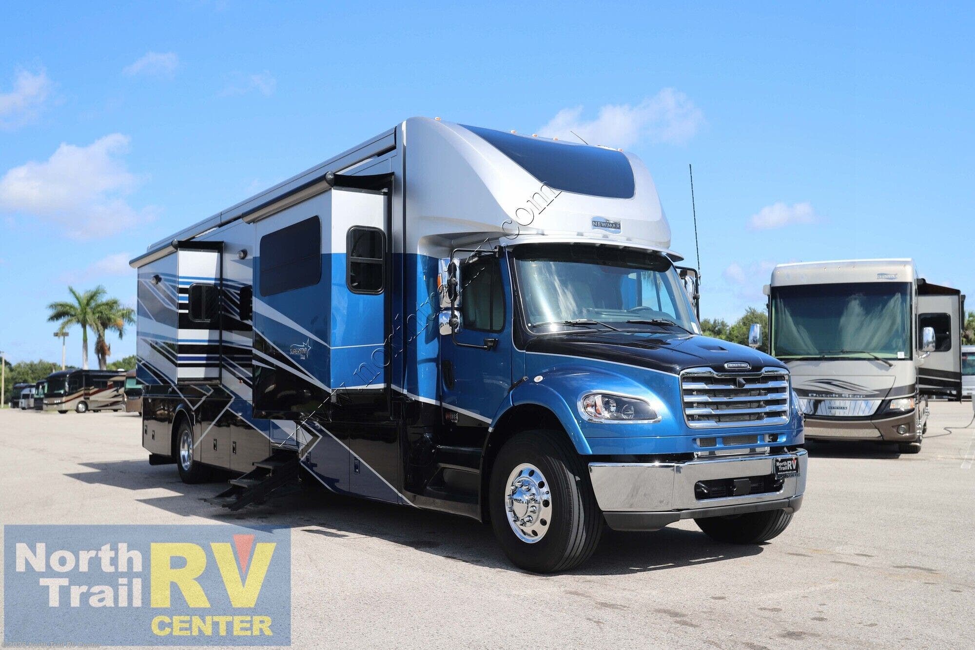 2025 Newmar Super Star 4059 RV for Sale in Fort Myers, FL 33905 | 16440 ...