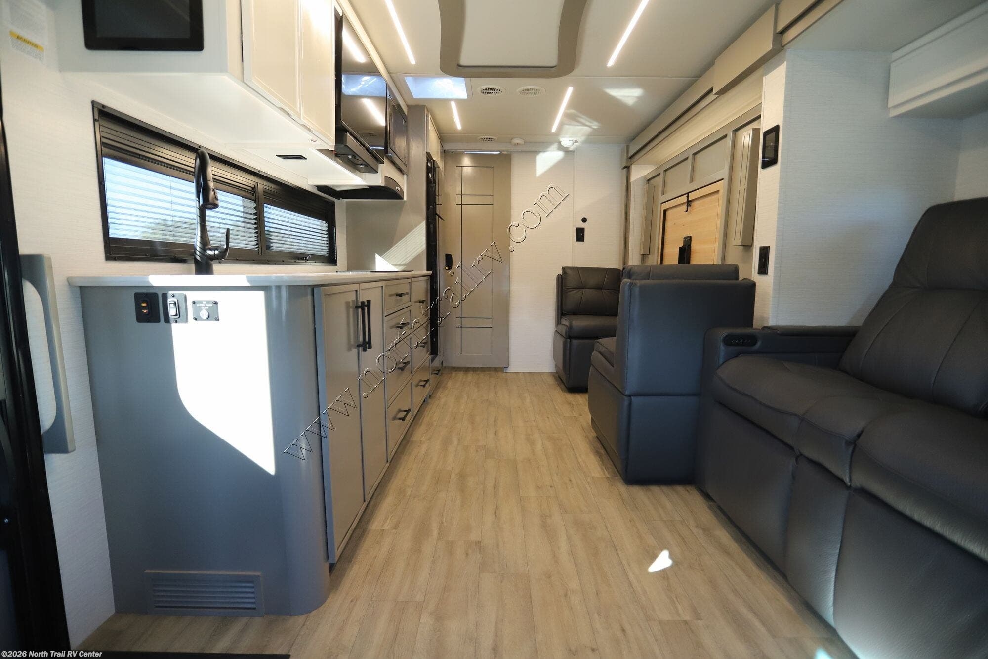 2026 Freedom Aire 2515 by Newmar from North Trail RV Center in Fort Myers, Florida
