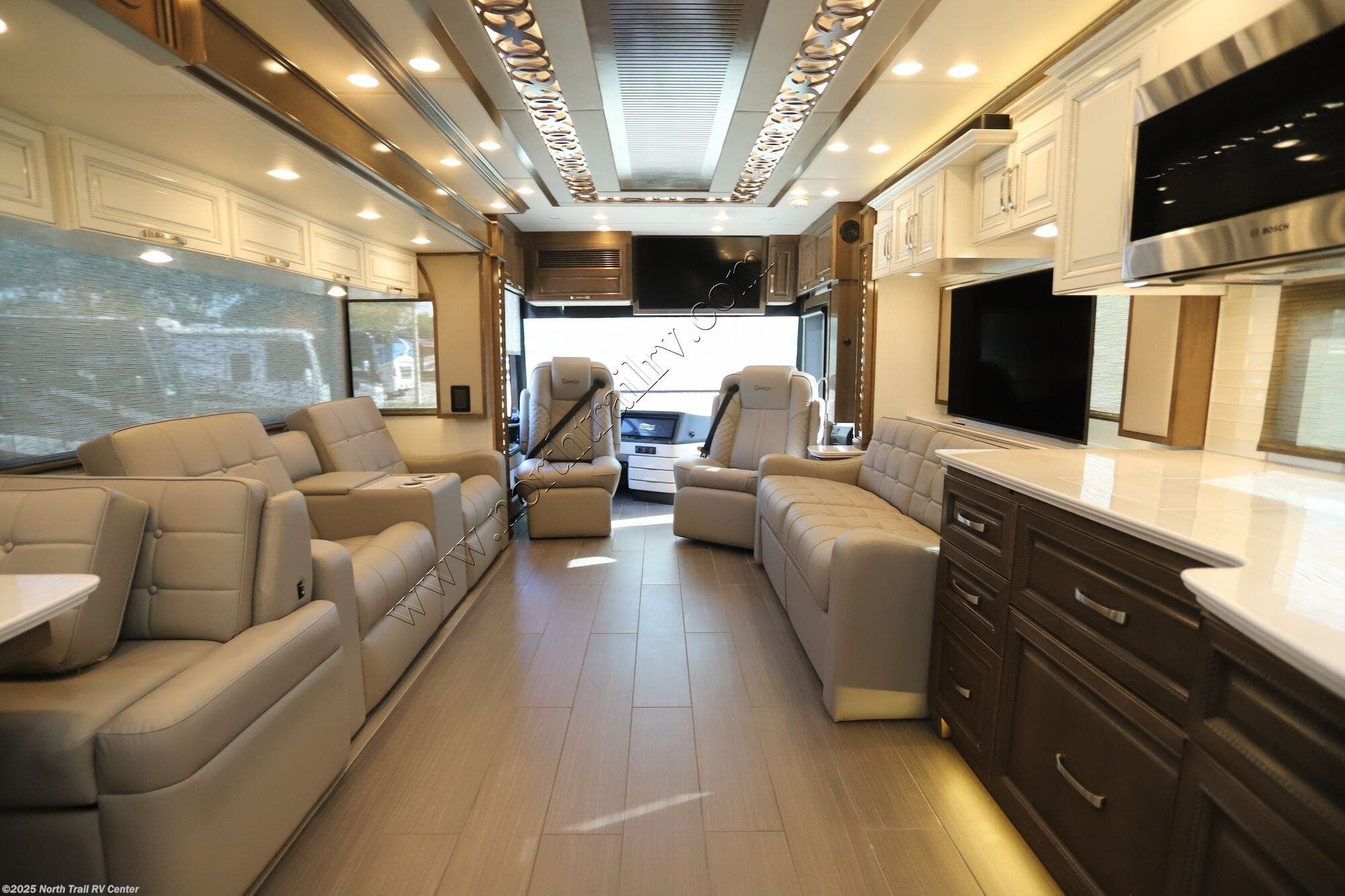 New 2026 Newmar Essex 4551 available in Fort Myers, Florida