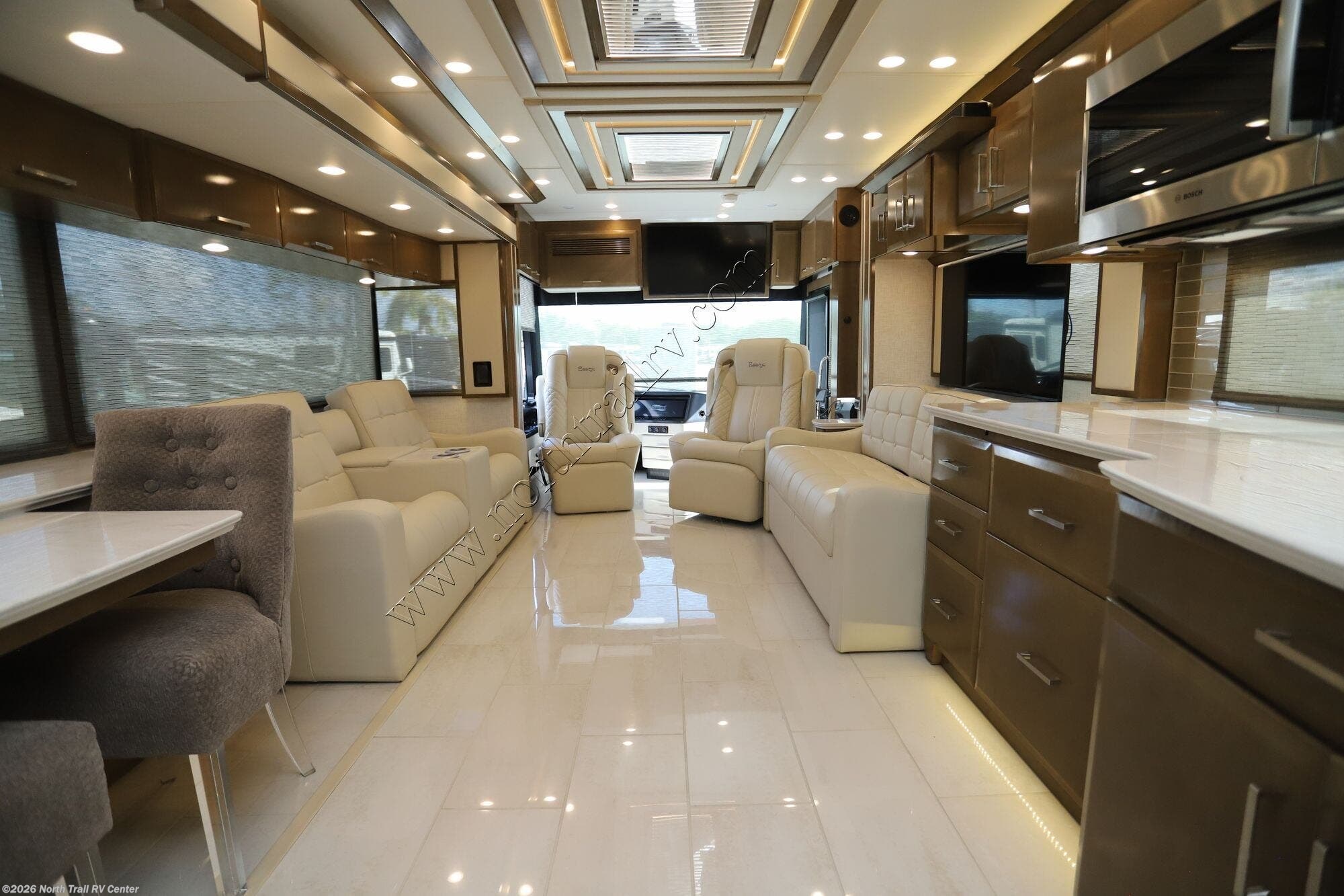 New 2026 Newmar Essex 4551 available in Fort Myers, Florida