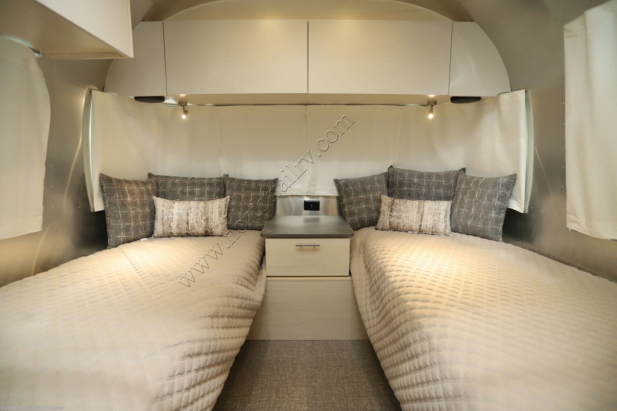 New 2026 Airstream Flying Cloud 25FB available in Fort Myers, Florida