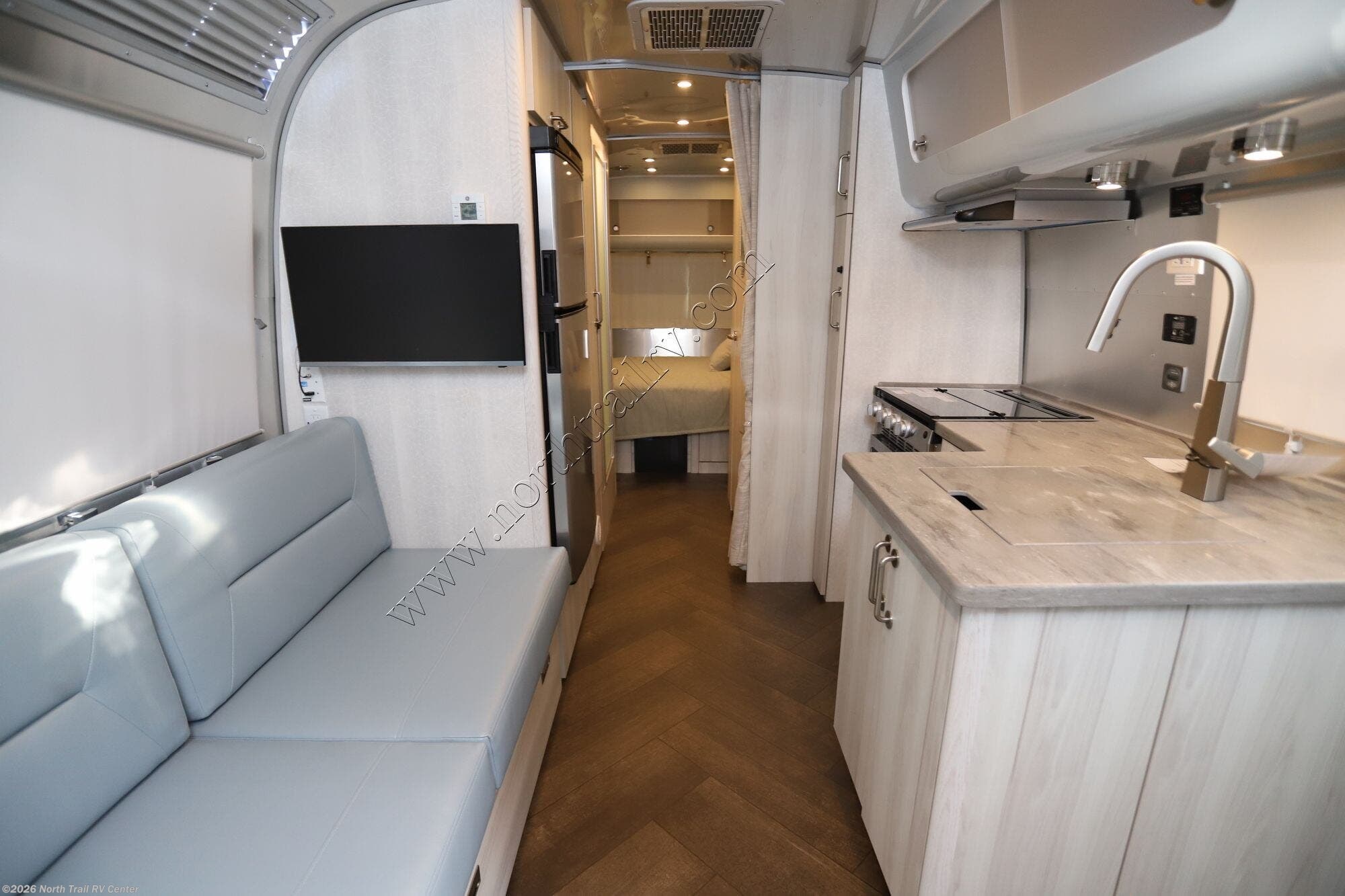 2026 Airstream International 25FB - New Travel Trailer For Sale by North Trail RV Center in Fort Myers, Florida
