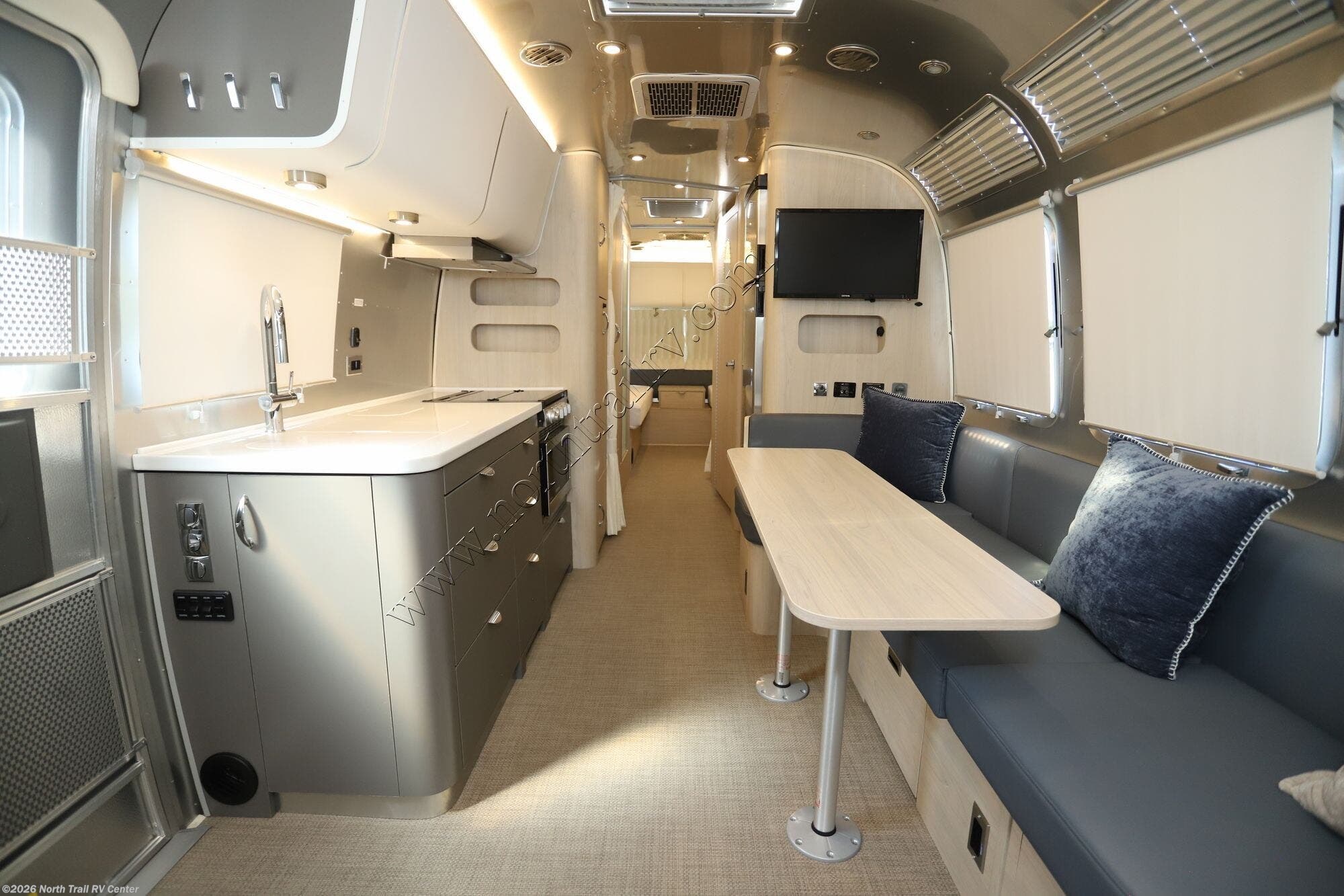 2024 Airstream Globetrotter 30RB - Used Travel Trailer For Sale by North Trail RV Center in Fort Myers, Florida