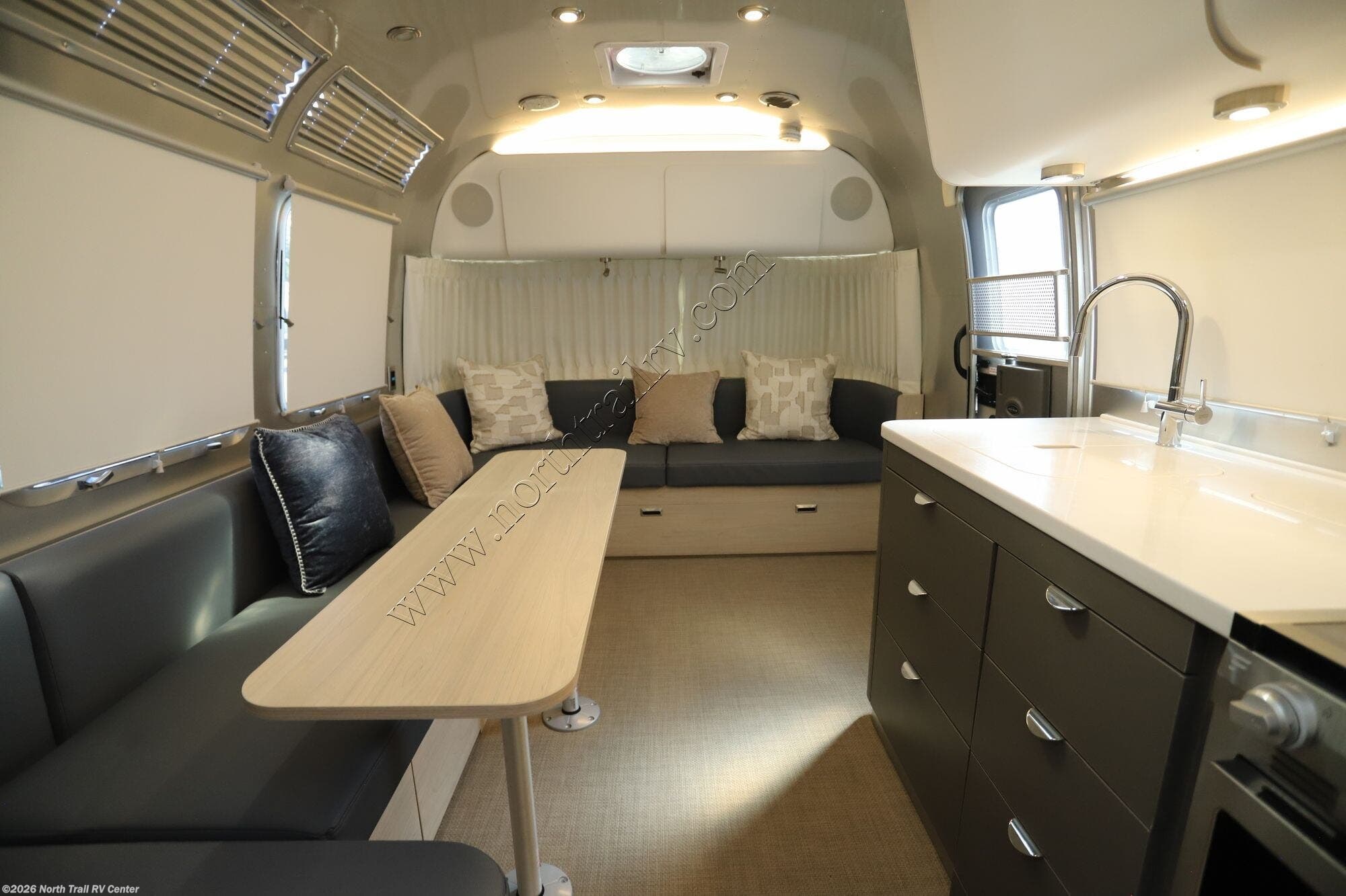 2024 Globetrotter 30RB by Airstream from North Trail RV Center in Fort Myers, Florida