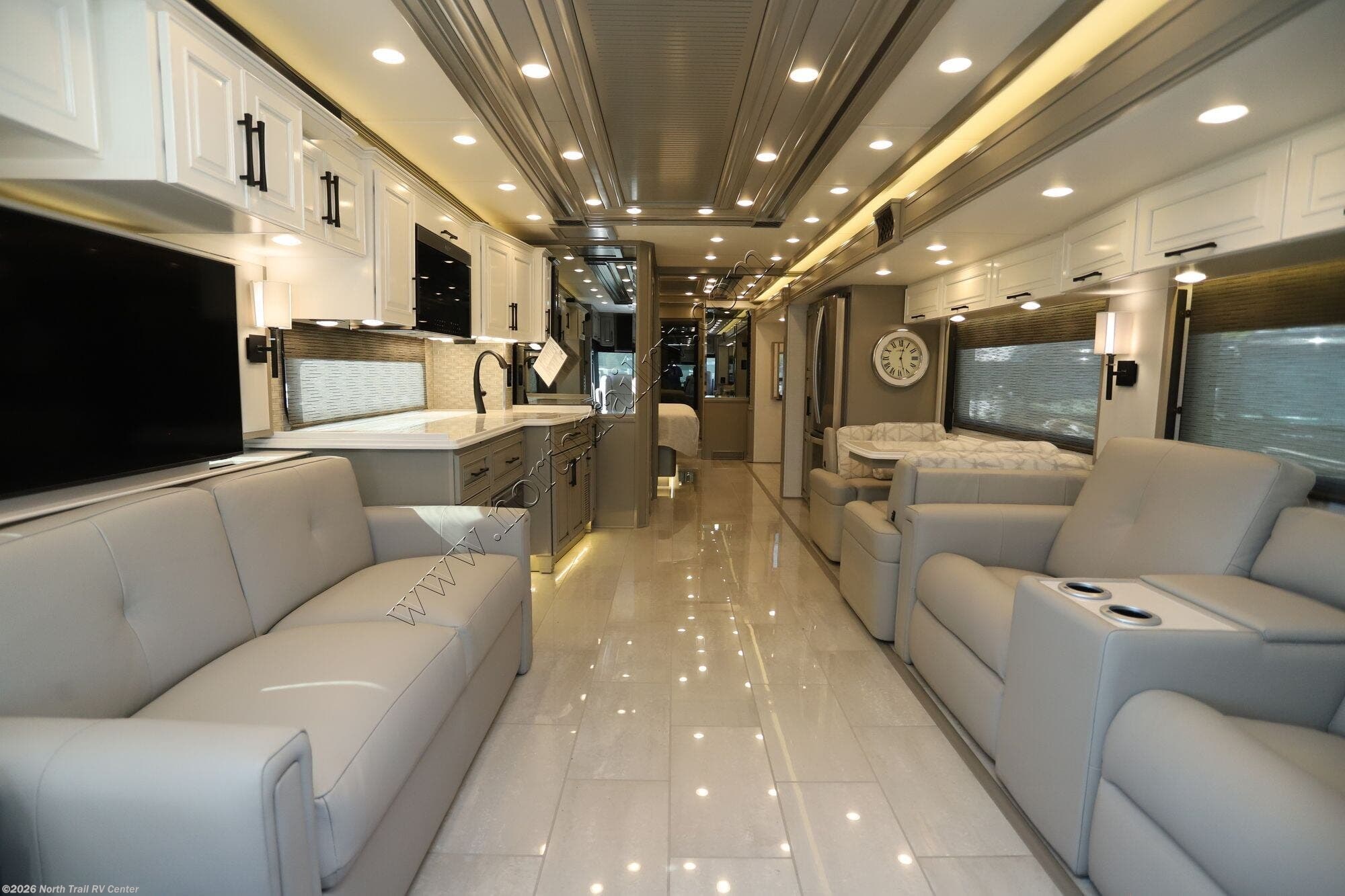 2026 London Aire 4551 by Newmar from North Trail RV Center in Fort Myers, Florida