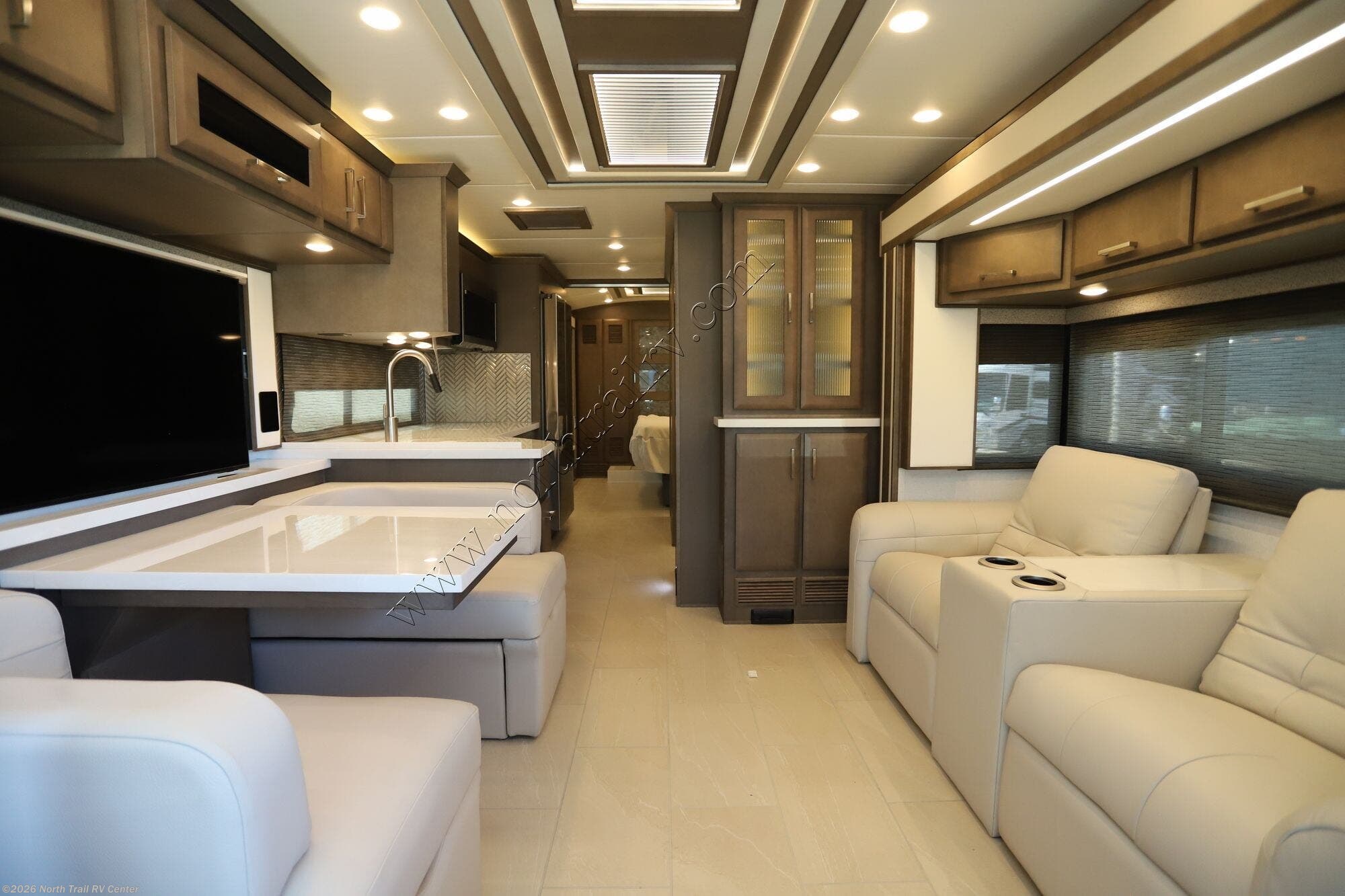2026 New Aire 3543 by Newmar from North Trail RV Center in Fort Myers, Florida