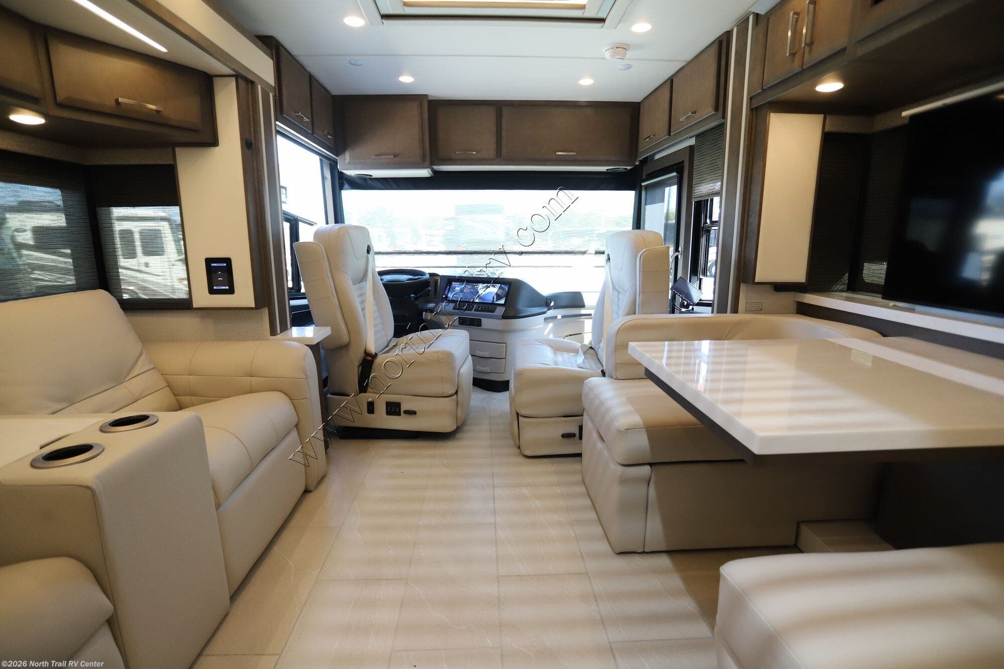 New 2026 Newmar New Aire 3543 available in Fort Myers, Florida