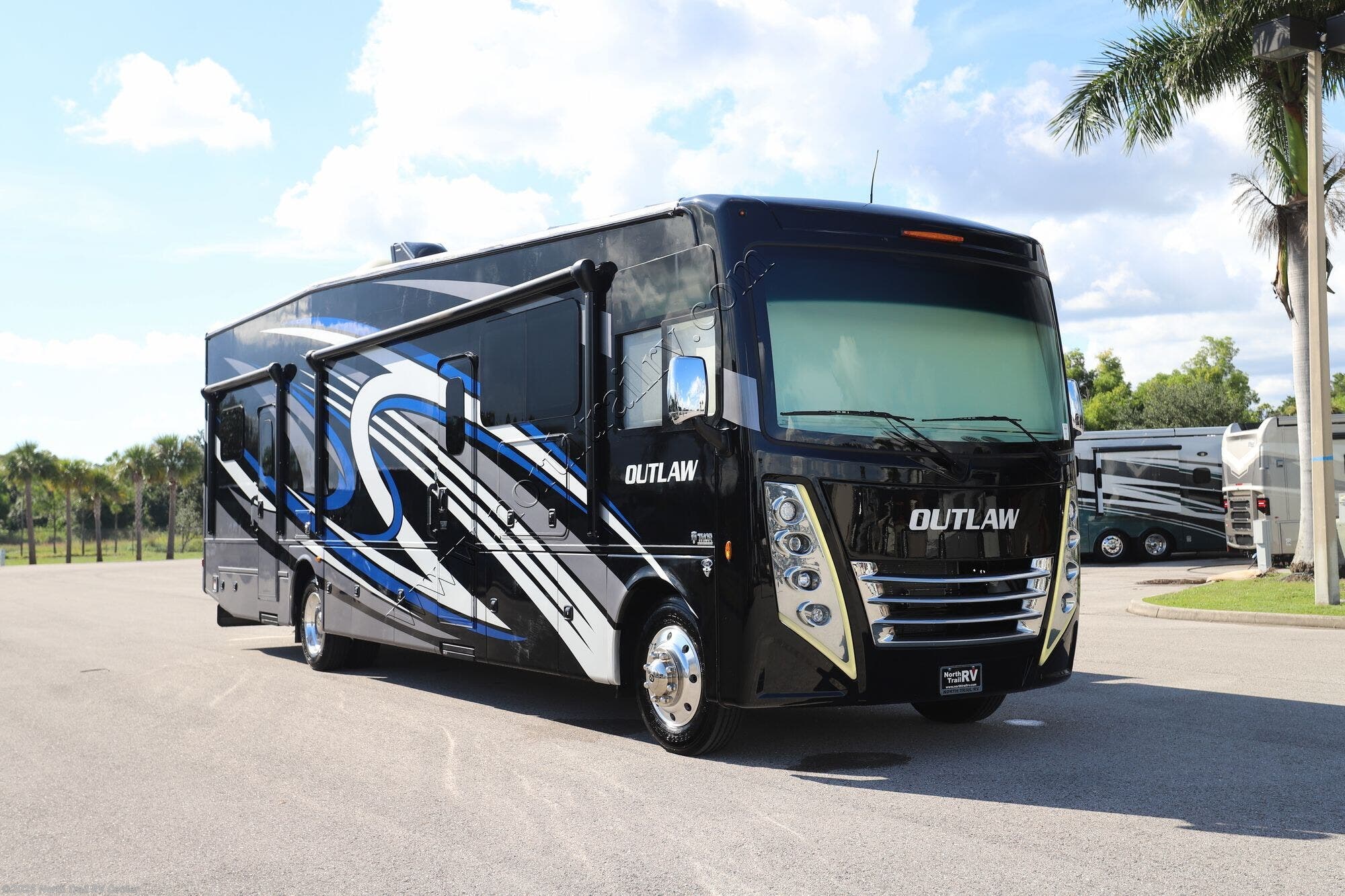 2024 Thor Motor Coach Outlaw 38KB - Used Class A For Sale by North Trail RV Center in Fort Myers, Florida