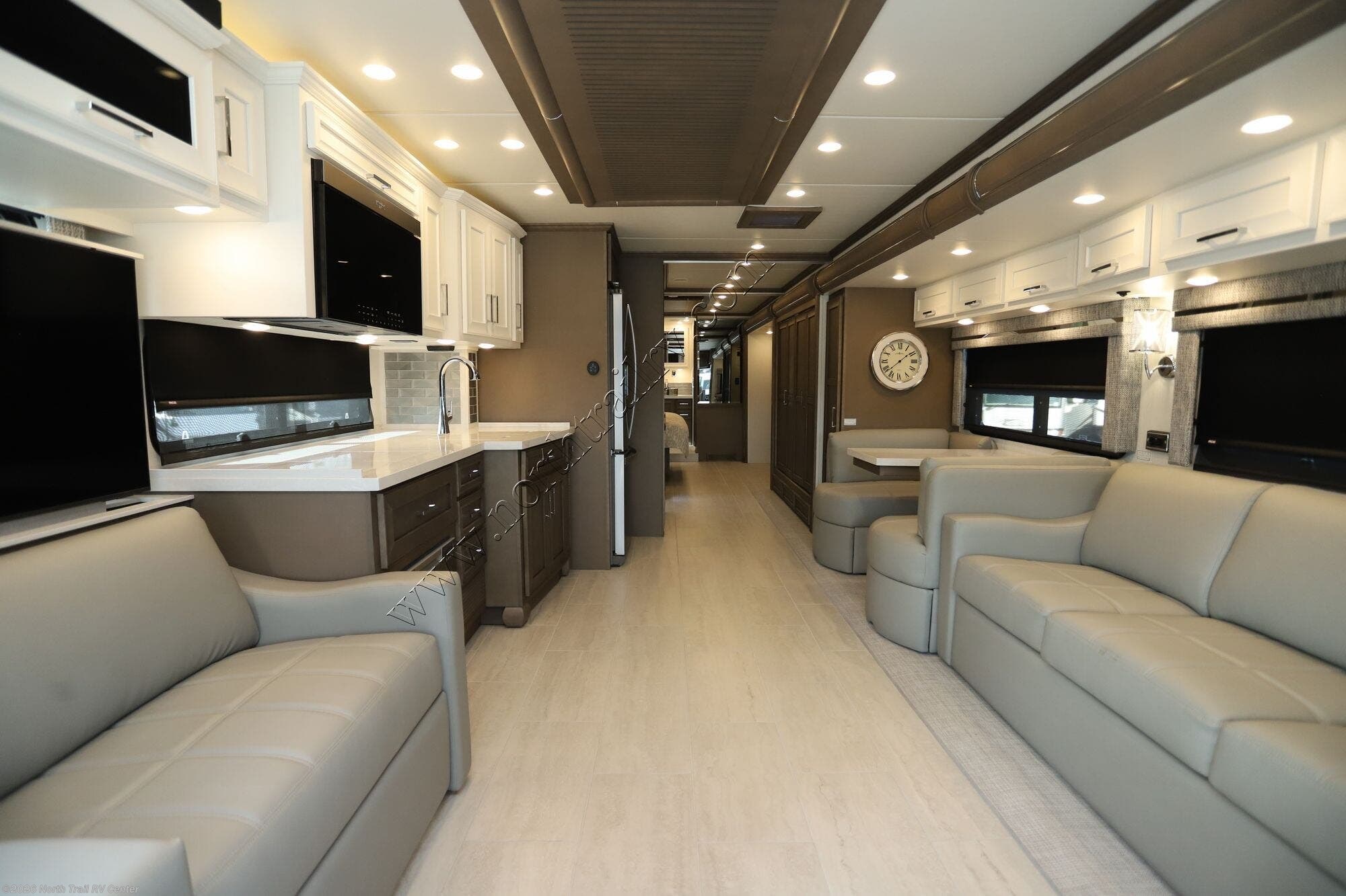 2026 Ventana 4340 by Newmar from North Trail RV Center in Fort Myers, Florida