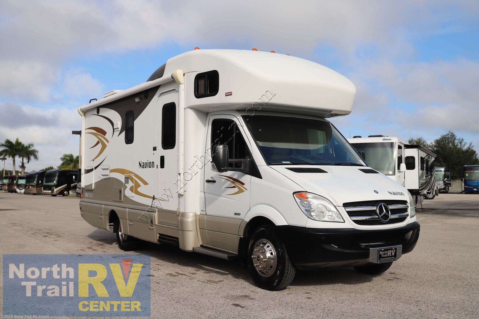 Used 2013 Itasca Navion 24M available in Fort Myers, Florida