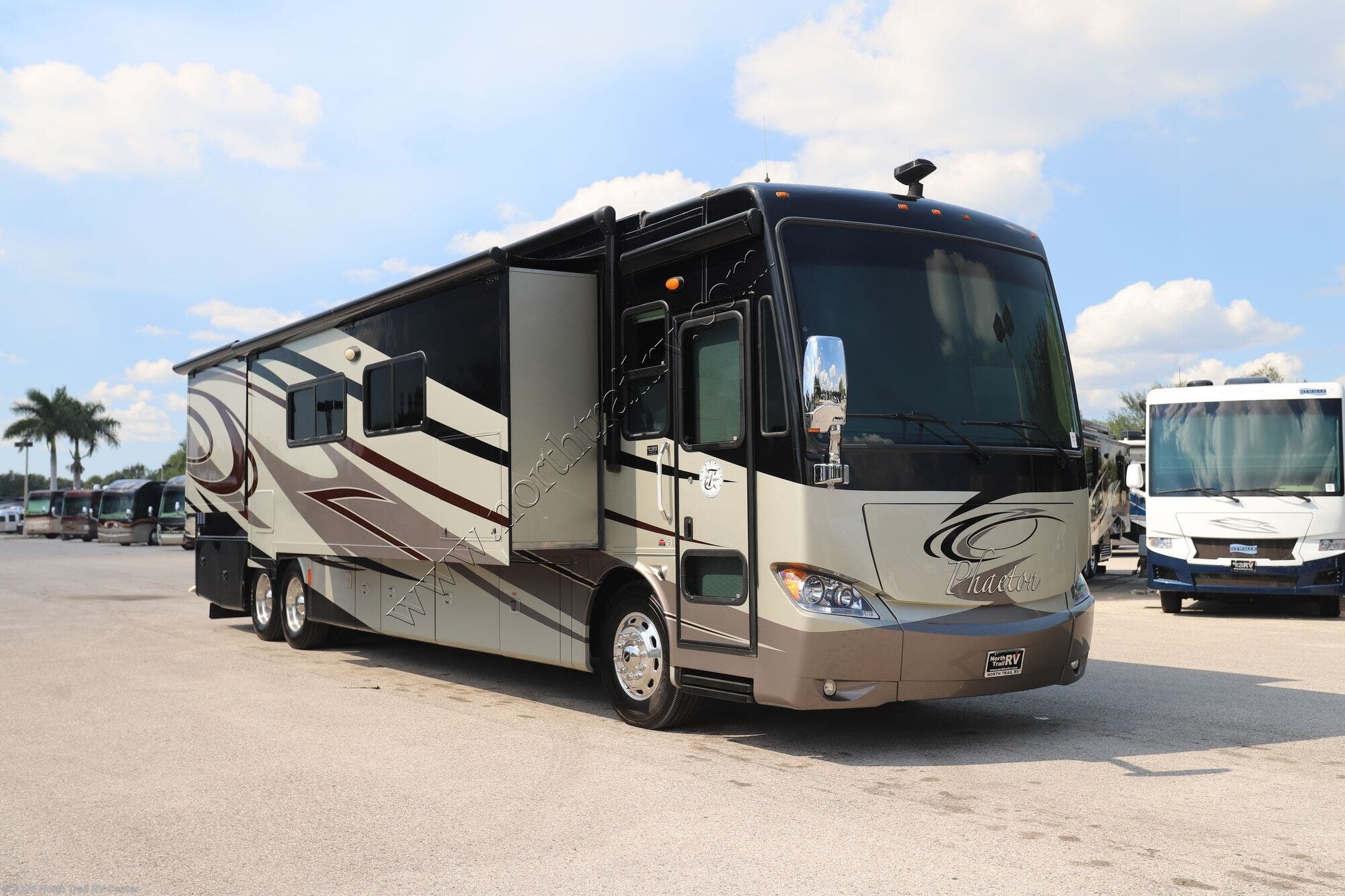 2013 Tiffin Phaeton 42LH - Used Class A For Sale by North Trail RV Center in Fort Myers, Florida