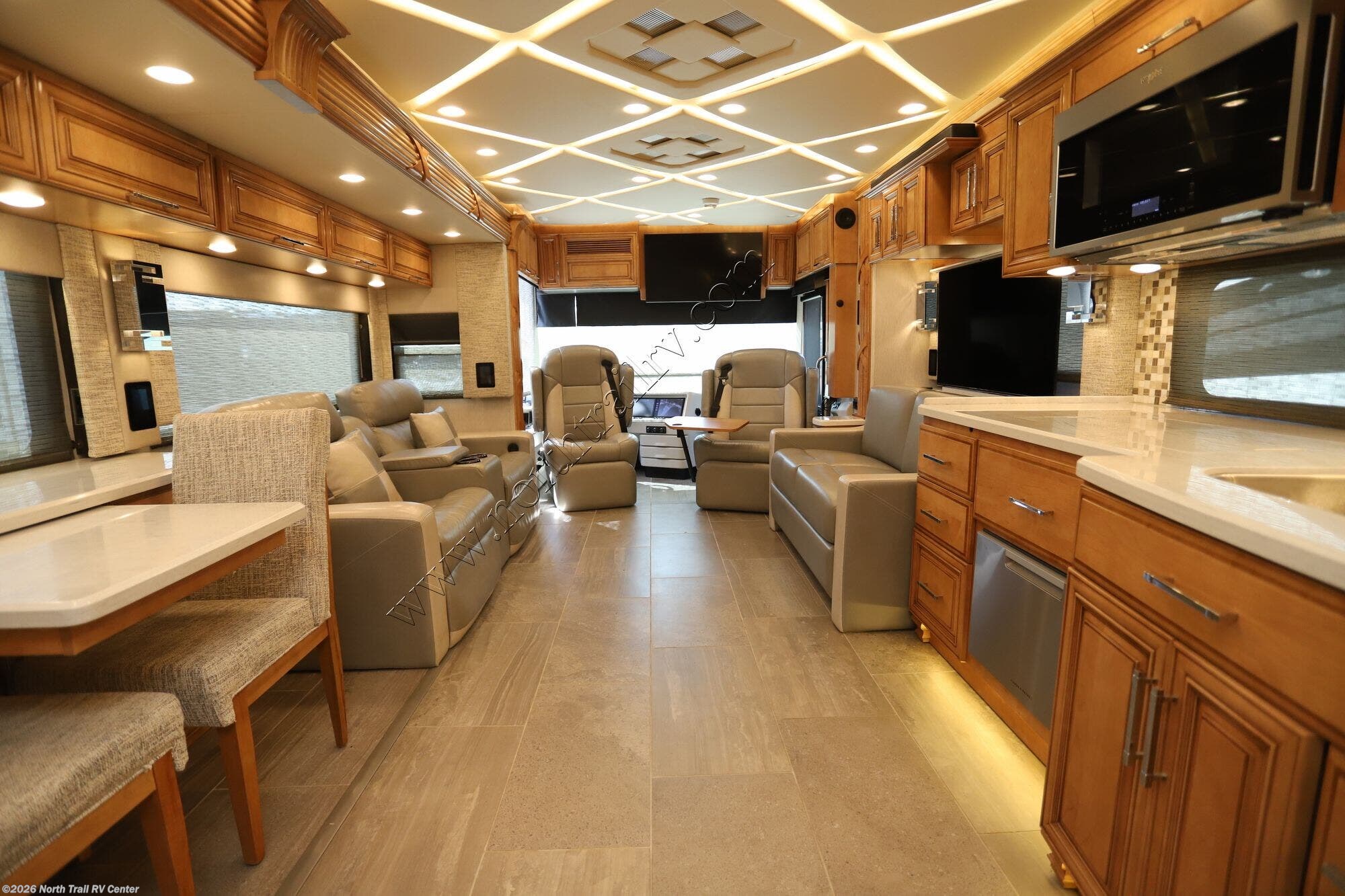 Used 2022 Newmar Mountain Aire 4118 available in Fort Myers, Florida