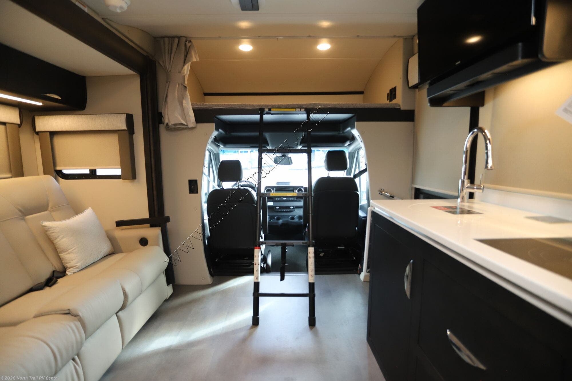 New 2026 Renegade RV Vienna 25FWC available in Fort Myers, Florida