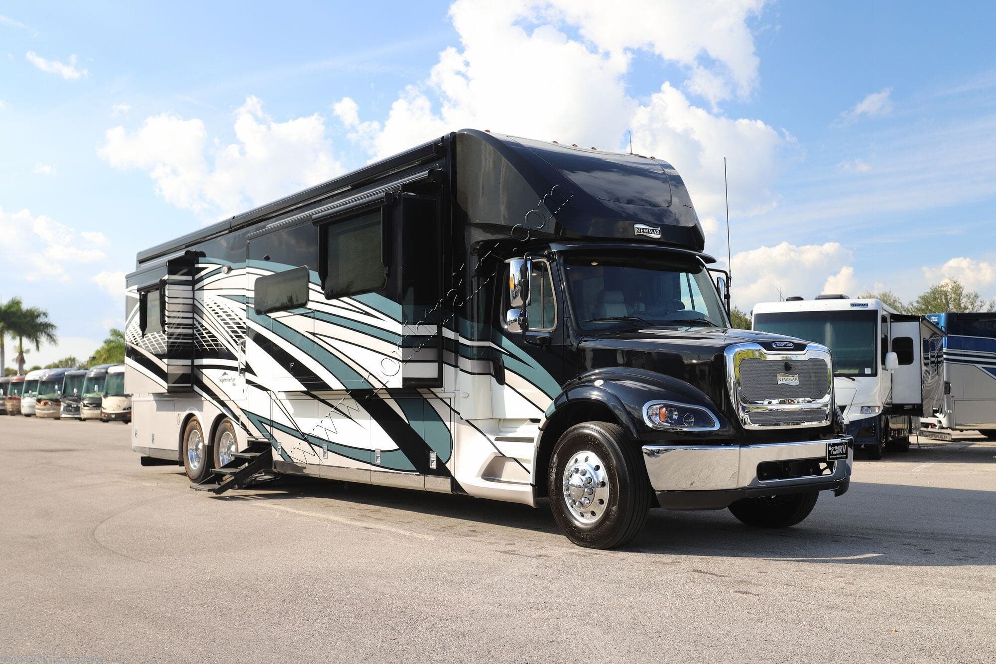 2022 Newmar Supreme Aire 4575 - Used Super C For Sale by North Trail RV Center in Fort Myers, Florida