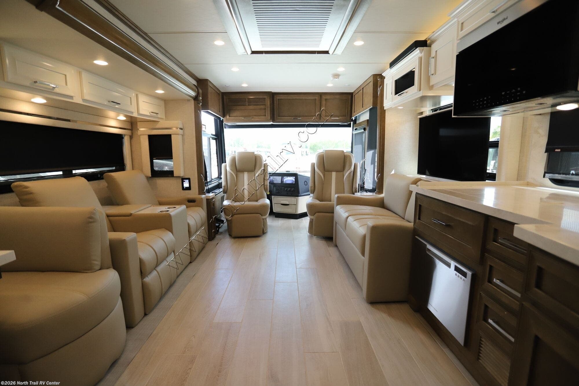 New 2026 Newmar Ventana 3809 available in Fort Myers, Florida