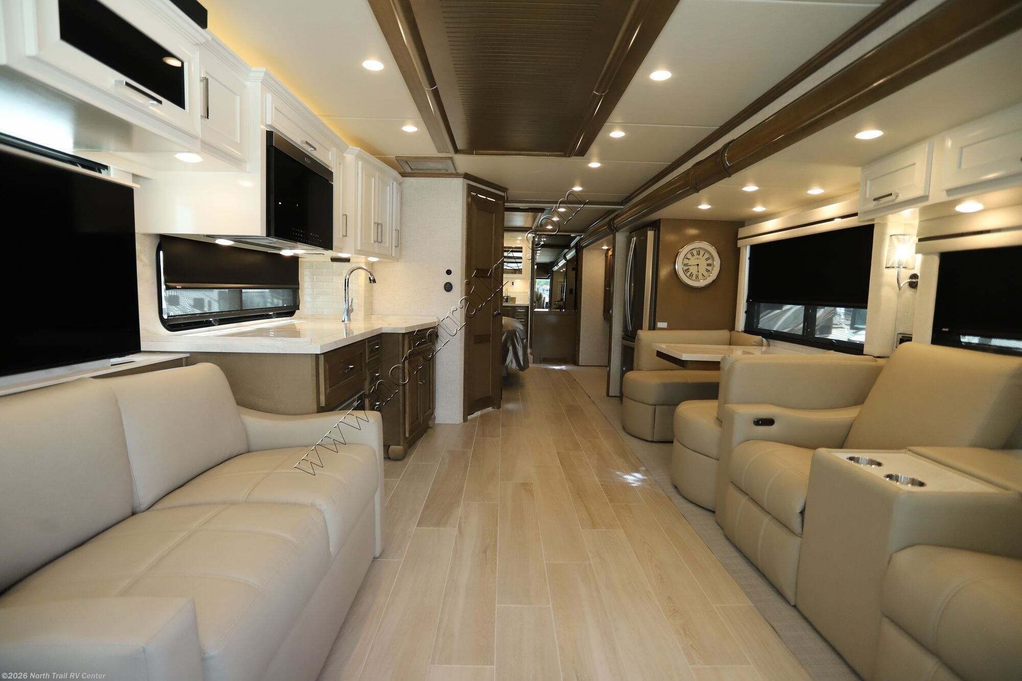 2026 Ventana 3809 by Newmar from North Trail RV Center in Fort Myers, Florida