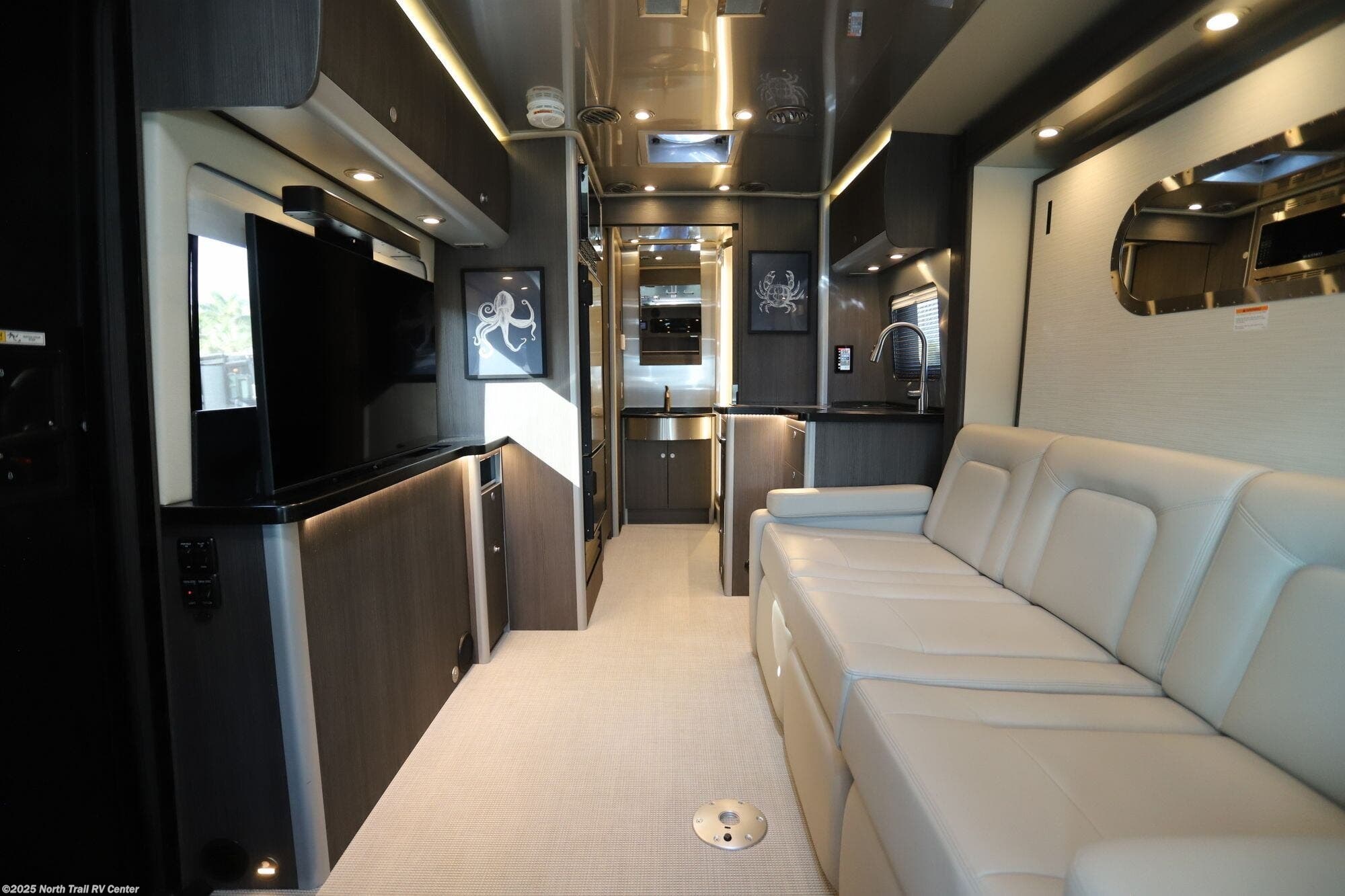 2025 Airstream Atlas MURPHY SUITE - Used Class C For Sale by North Trail RV Center in Fort Myers, Florida