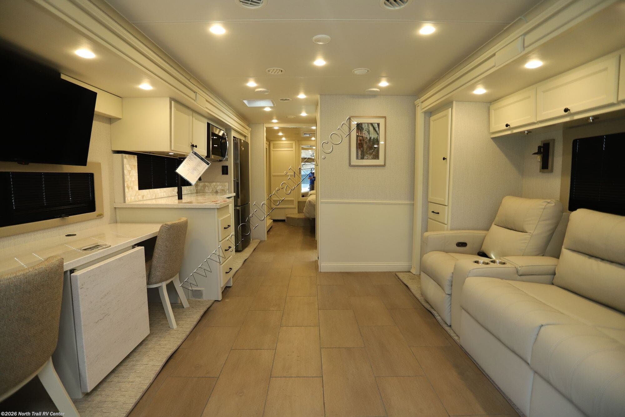2026 Byway 33FL by Tiffin from North Trail RV Center in Fort Myers, Florida