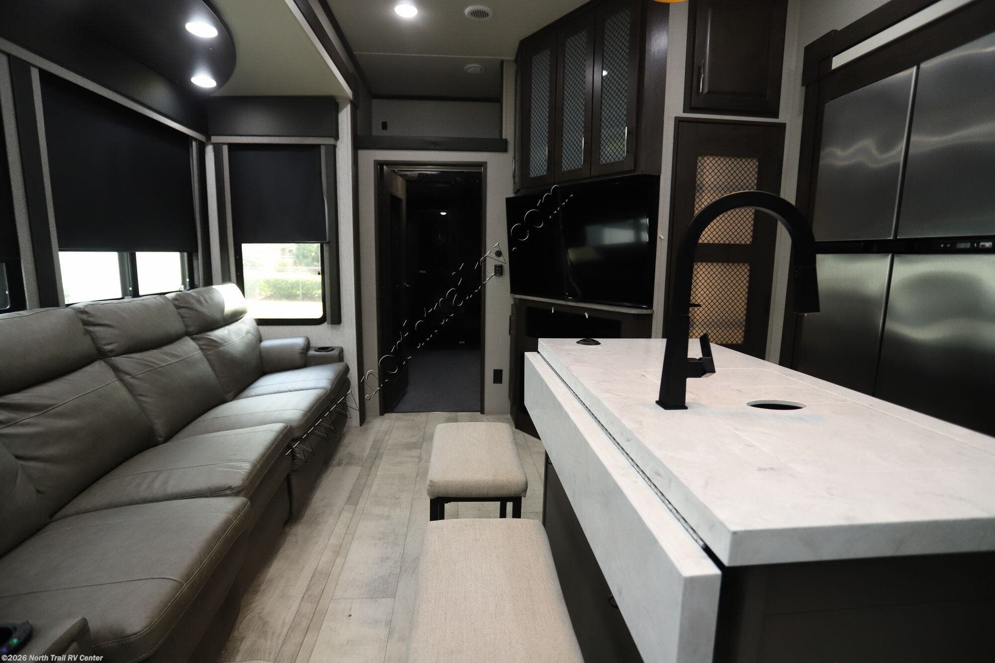 2022 Momentum 351M by Grand Design from North Trail RV Center in Fort Myers, Florida