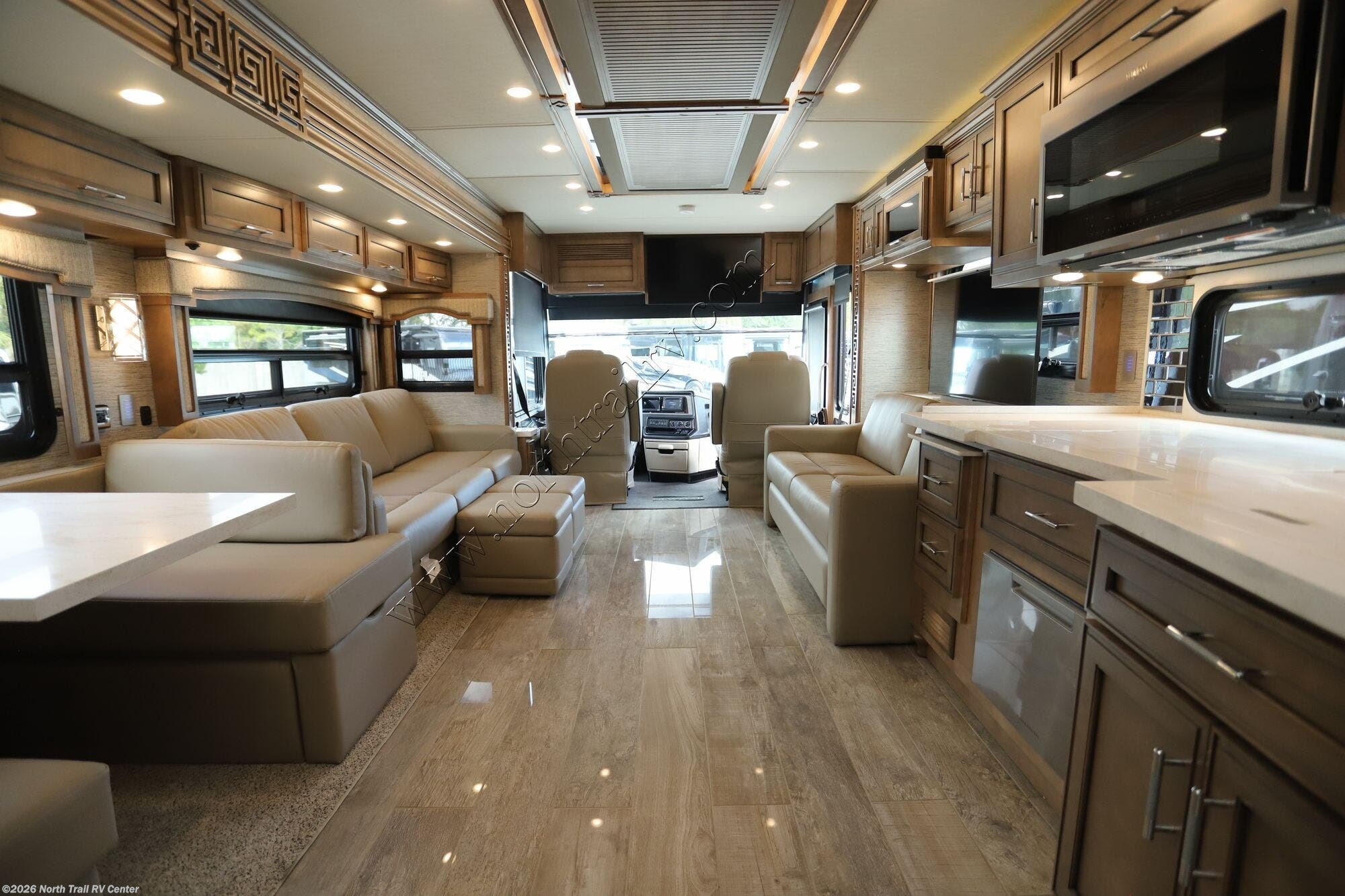 Used 2021 Newmar Ventana 4369 available in Fort Myers, Florida