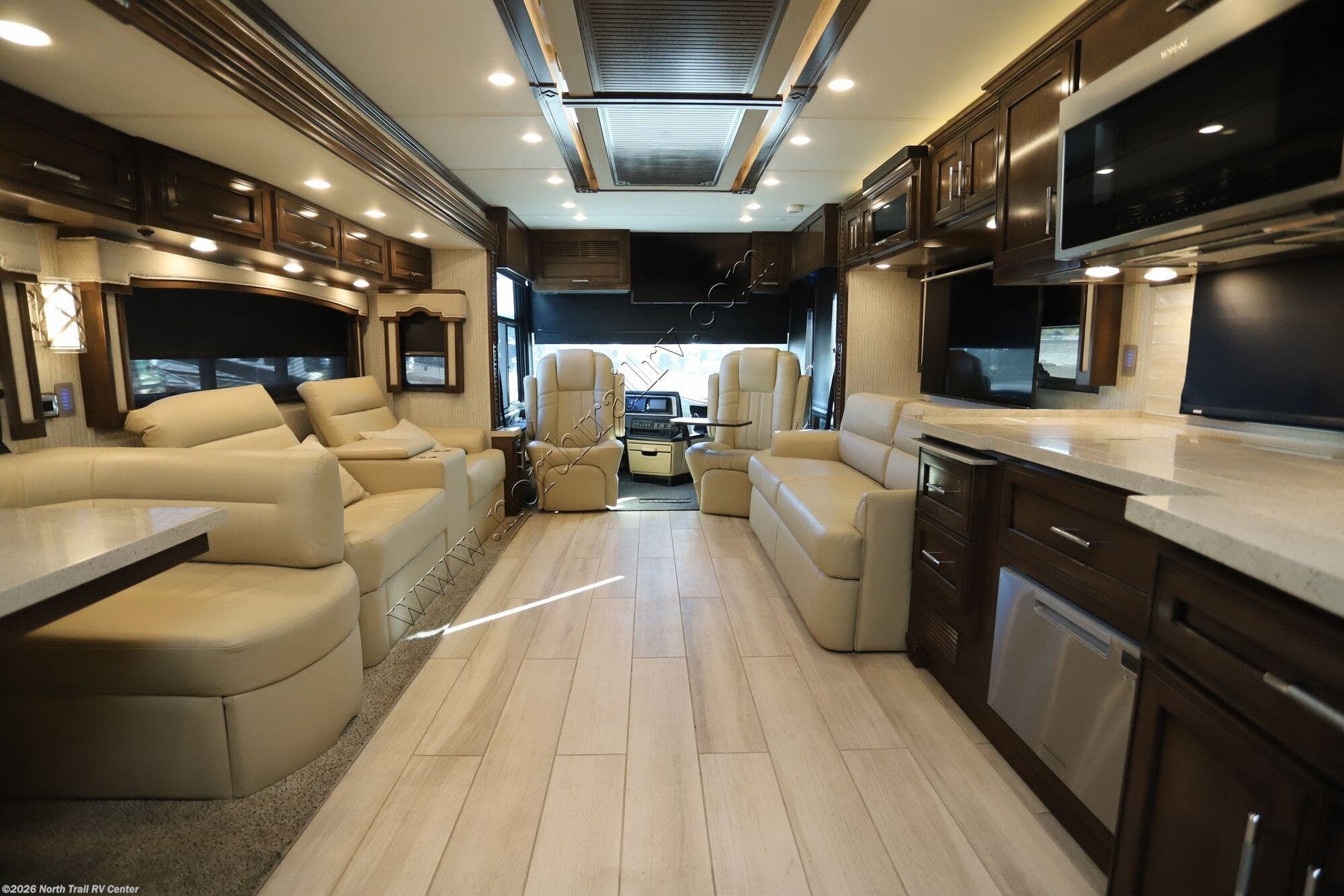 Used 2023 Newmar Ventana 4369 available in Fort Myers, Florida
