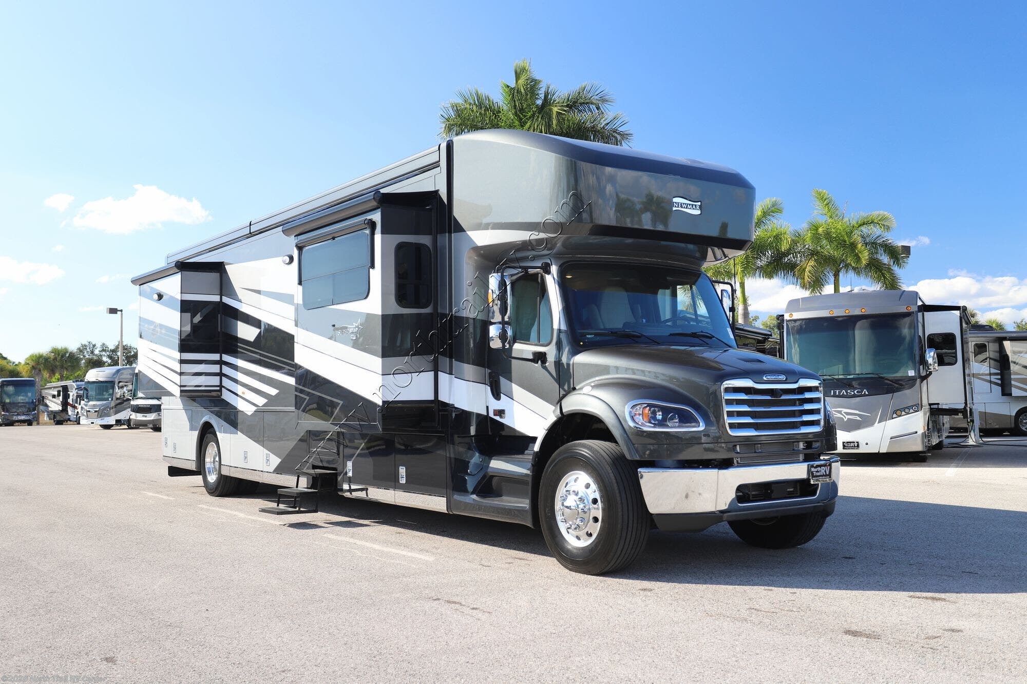 2026 Newmar Super Star 4040 - New Super C For Sale by North Trail RV Center in Fort Myers, Florida