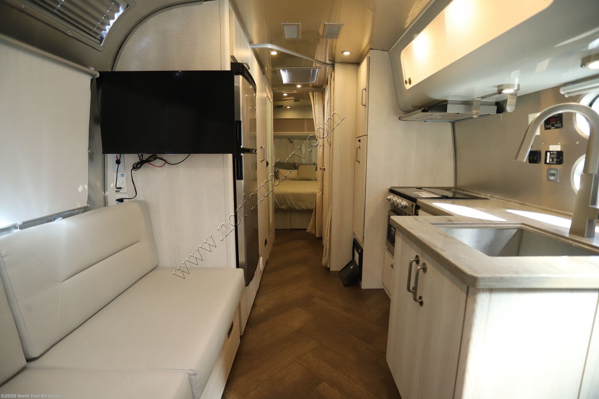2023 Airstream International 27FB - Used Travel Trailer For Sale by North Trail RV Center in Fort Myers, Florida