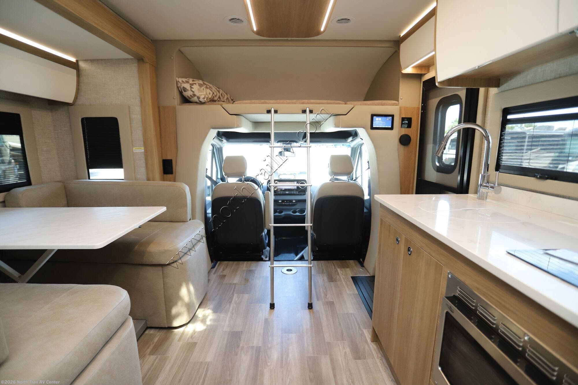 New 2026 Tiffin Wayfarer 25RW available in Fort Myers, Florida
