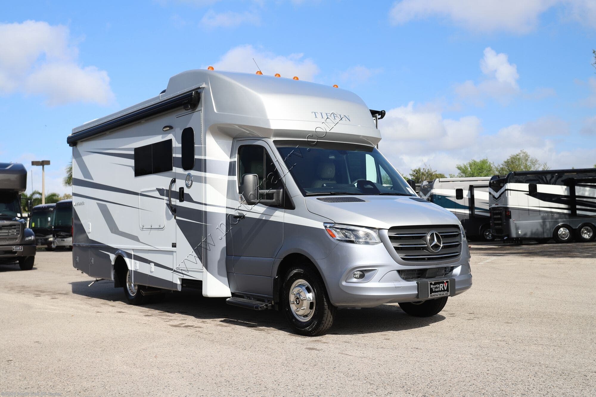 2026 Tiffin Wayfarer 25RW - New Class C For Sale by North Trail RV Center in Fort Myers, Florida
