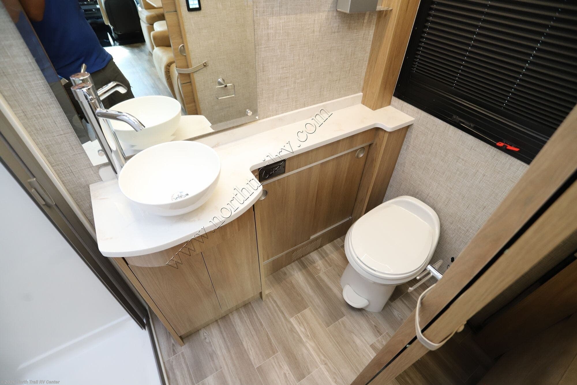 New 2026 Tiffin Wayfarer 25RW available in Fort Myers, Florida