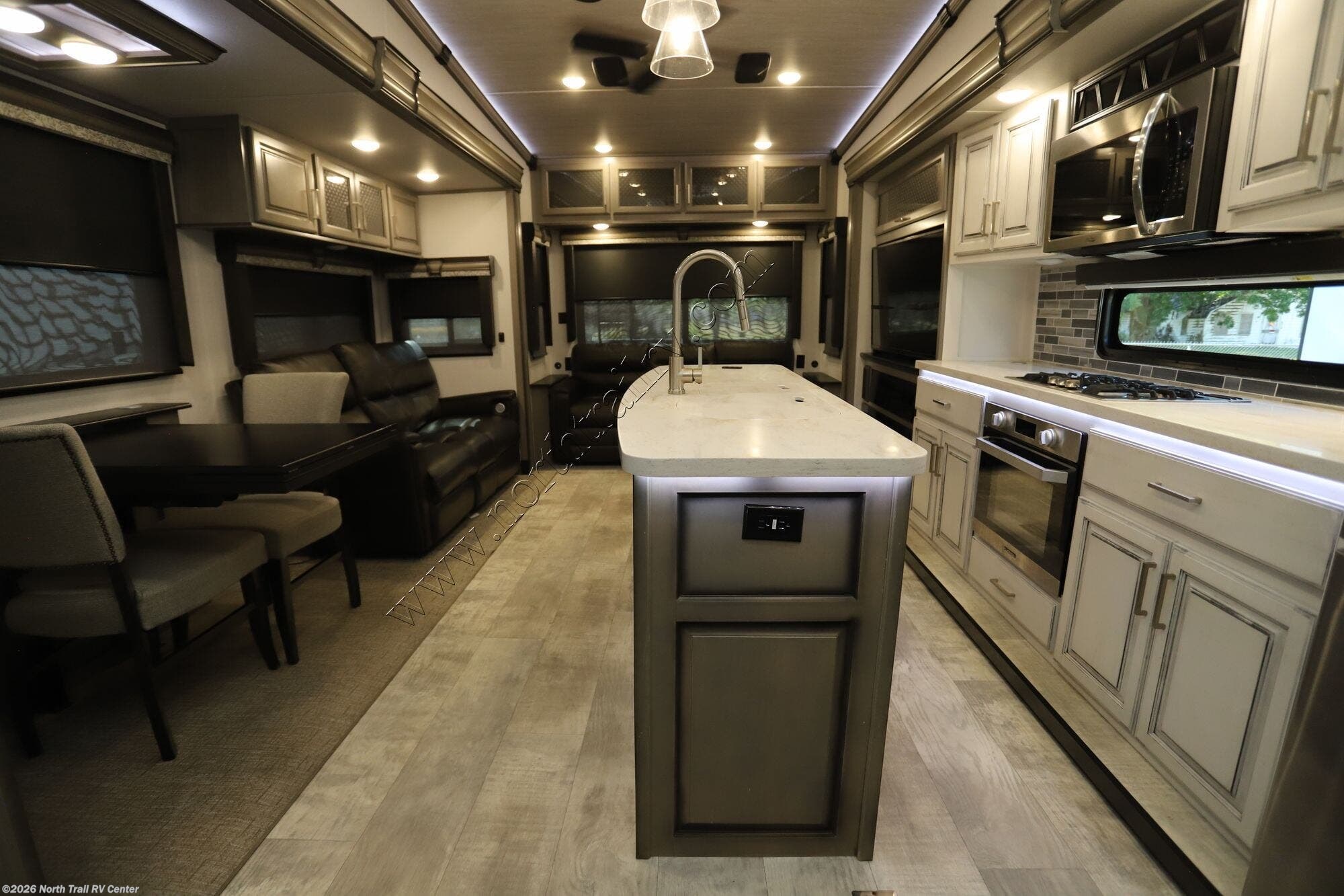 2021 Keystone Montana 3781RL - Used Fifth Wheel For Sale by North Trail RV Center in Fort Myers, Florida