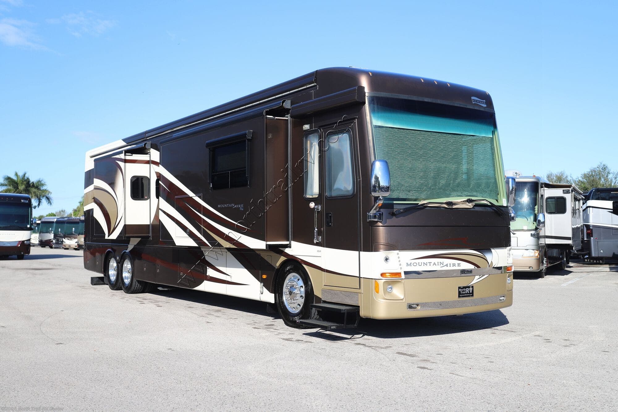 2014 Newmar Mountain Aire 4364 - Used Class A For Sale by North Trail RV Center in Fort Myers, Florida