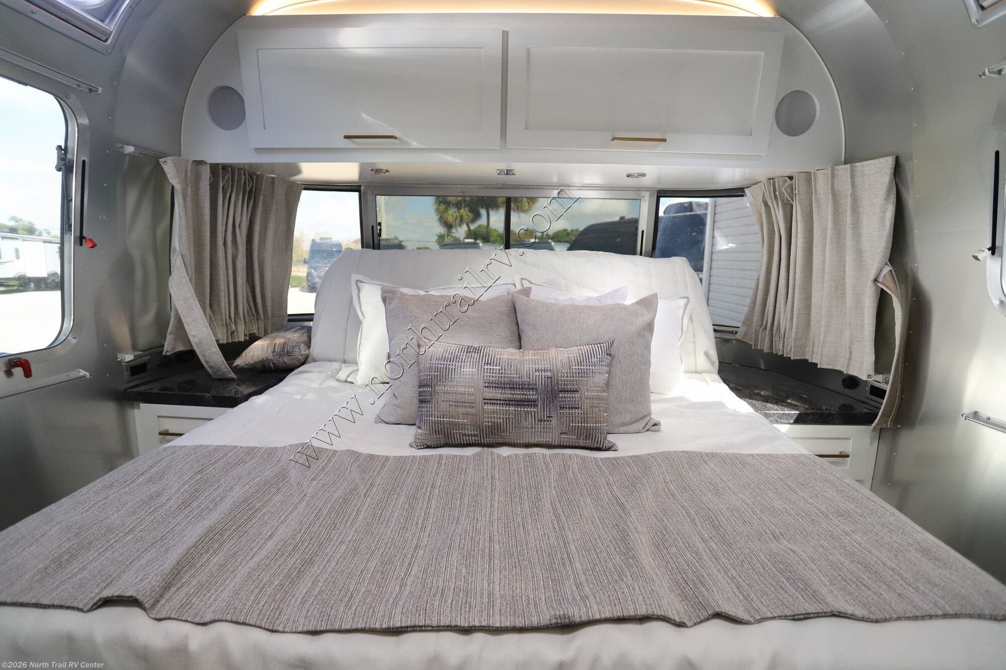 2025 Classic 33FB by Airstream from North Trail RV Center in Fort Myers, Florida