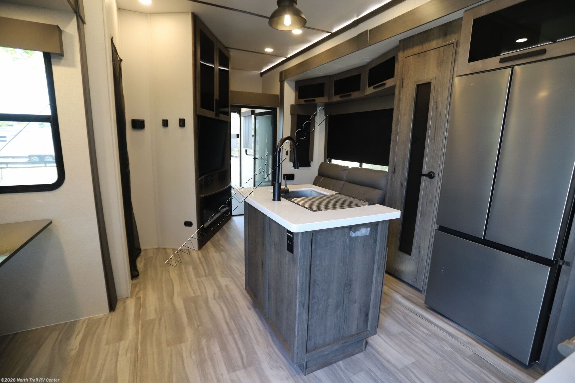 2022 Skyline Alliance Valor 42V13 - Used Fifth Wheel For Sale by North Trail RV Center in Fort Myers, Florida