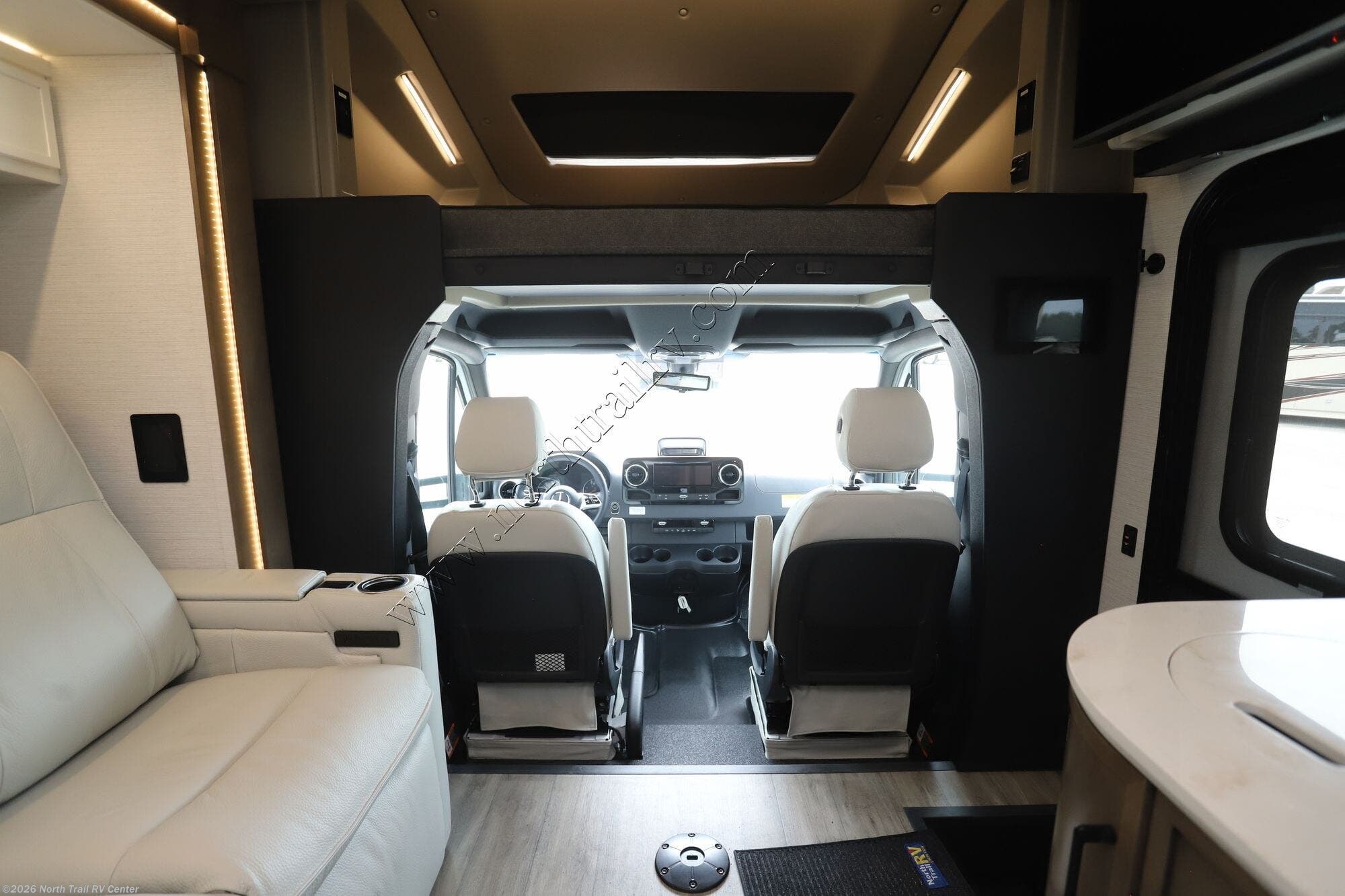 New 2027 Newmar Freedom Aire 2512 available in Fort Myers, Florida