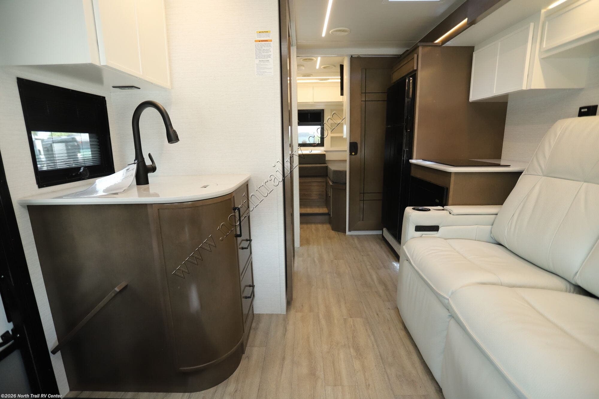 2027 Freedom Aire 2512 by Newmar from North Trail RV Center in Fort Myers, Florida