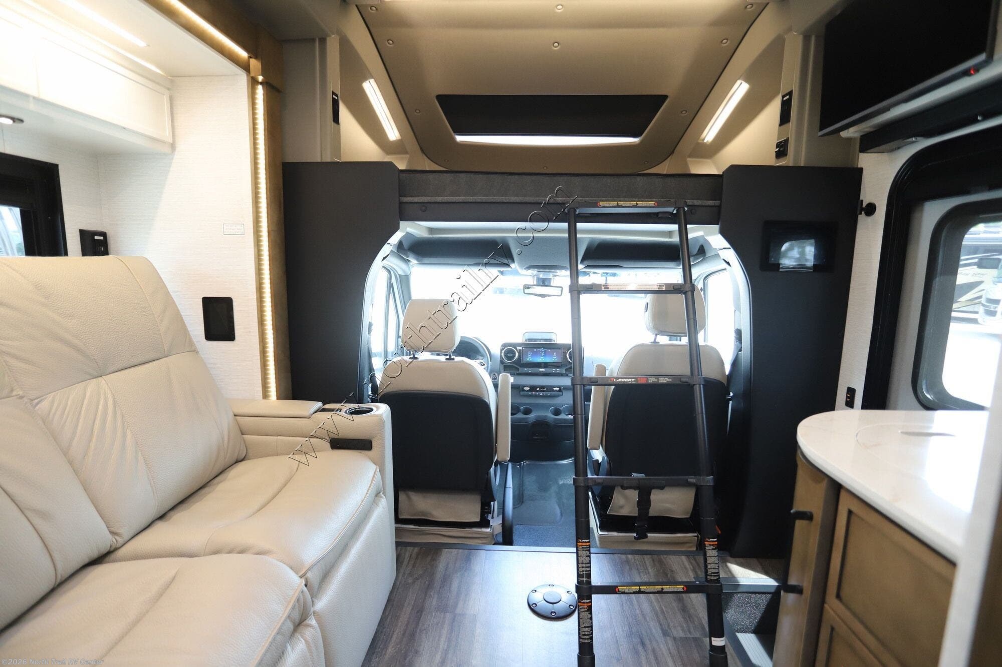 New 2027 Newmar Freedom Aire 2512 available in Fort Myers, Florida