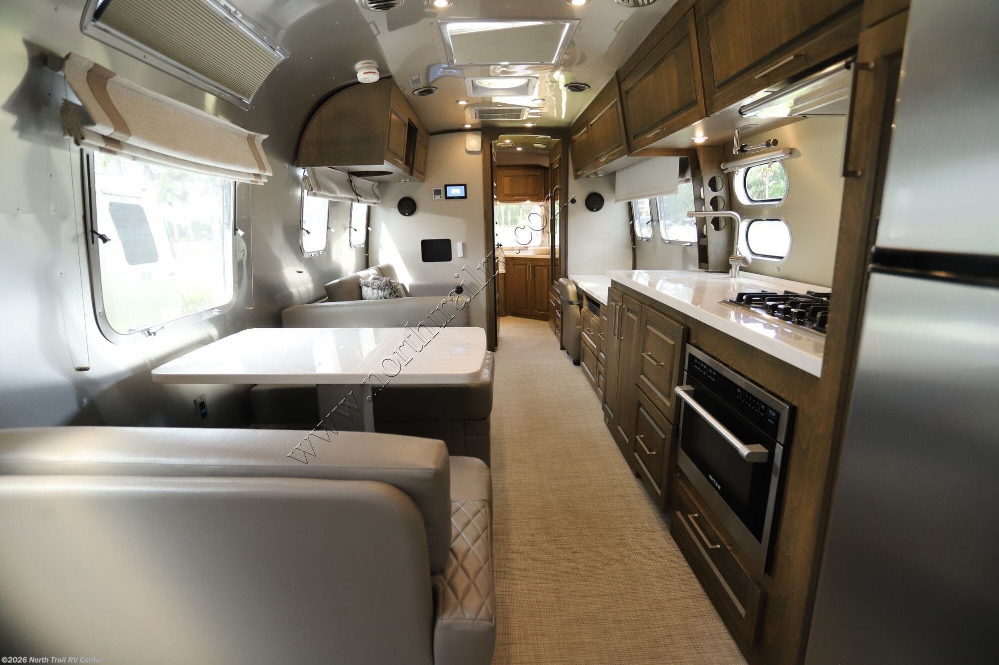 2024 Airstream Classic 33FB TWIN - Used Travel Trailer For Sale by North Trail RV Center in Fort Myers, Florida