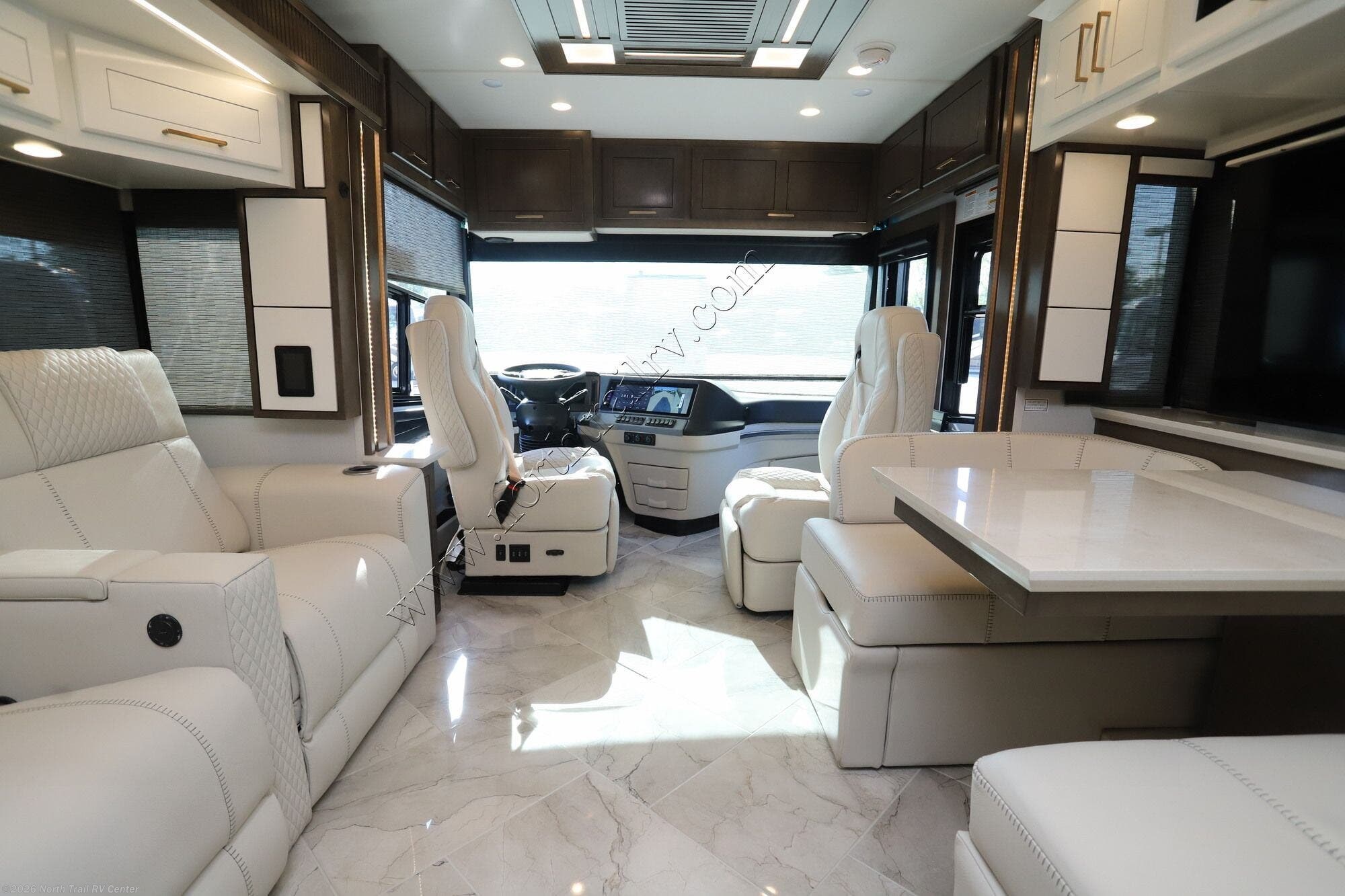 New 2027 Newmar New Aire 3547 available in Fort Myers, Florida