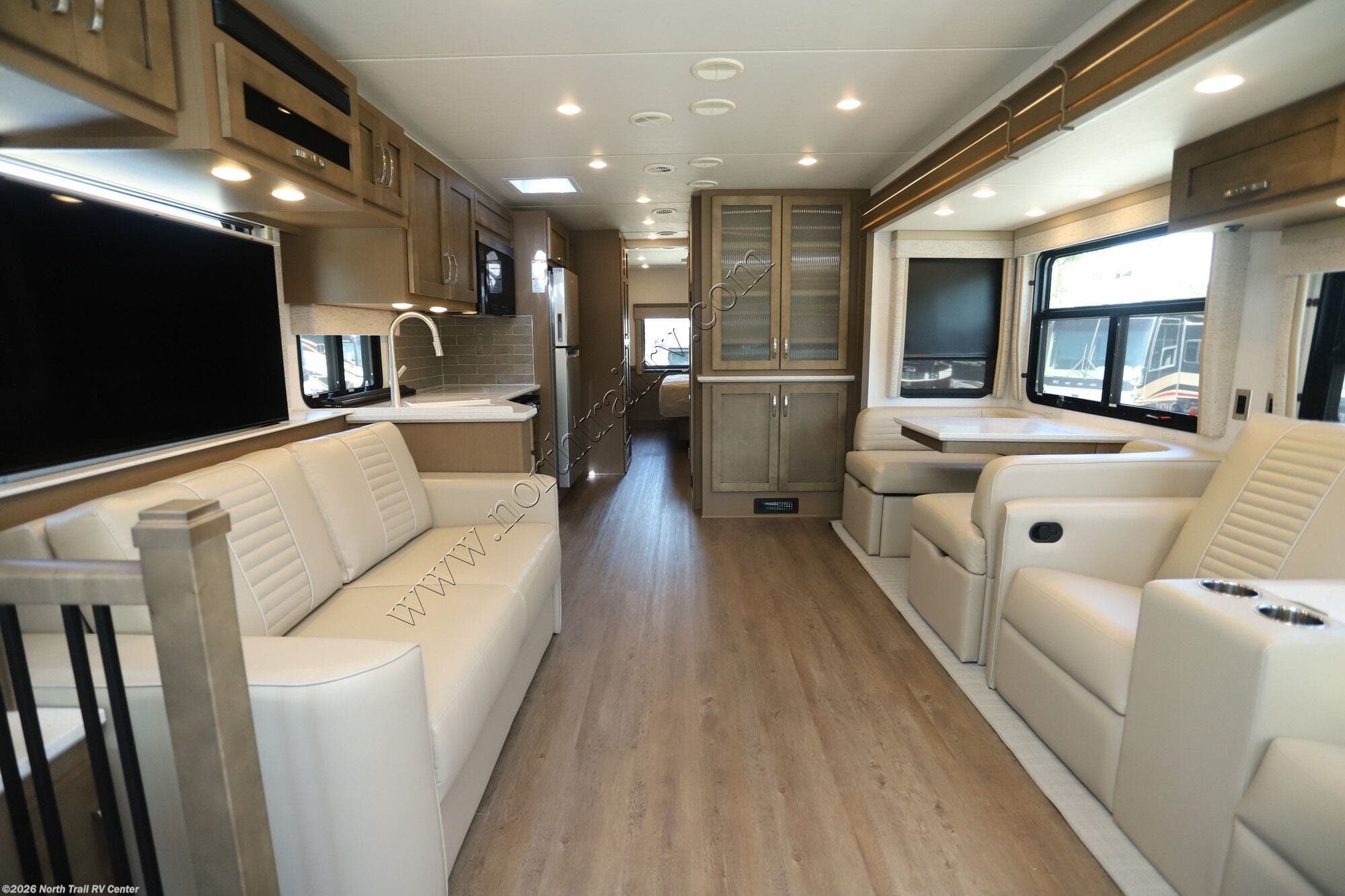2027 Bay Star 3626 by Newmar from North Trail RV Center in Fort Myers, Florida