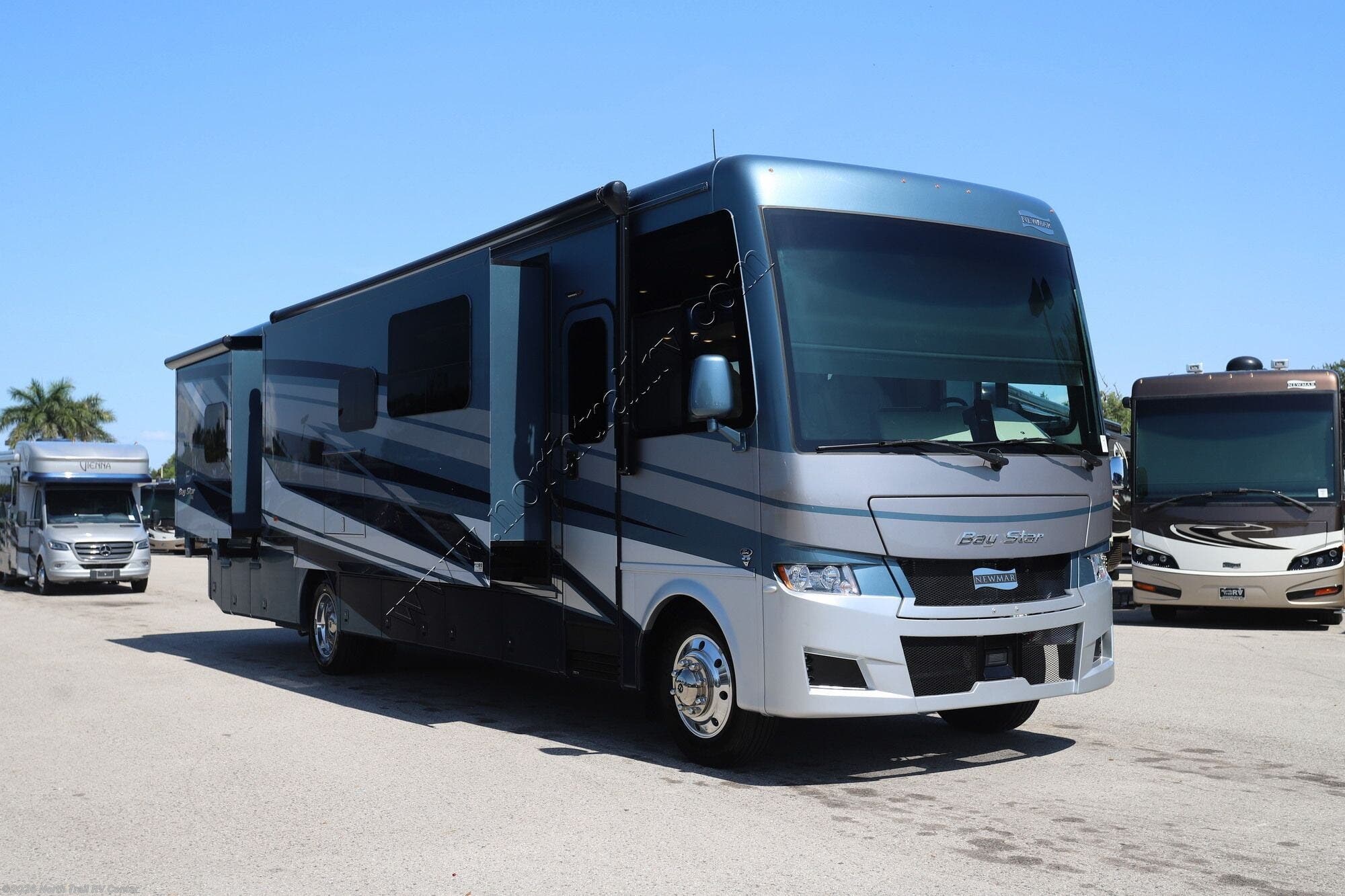 2027 Newmar Bay Star 3626 - New Class A For Sale by North Trail RV Center in Fort Myers, Florida